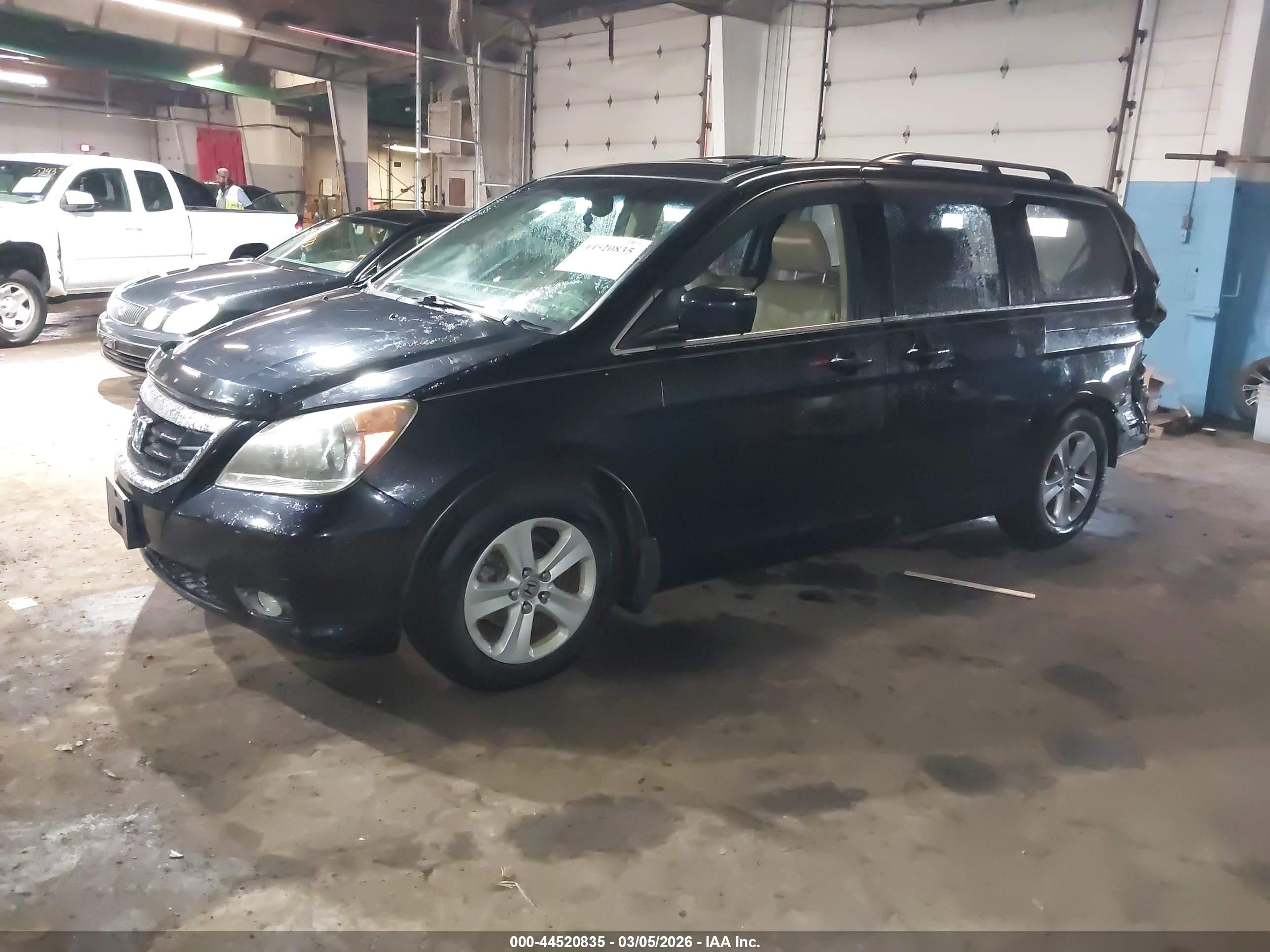 HONDA ODYSSEY image 2