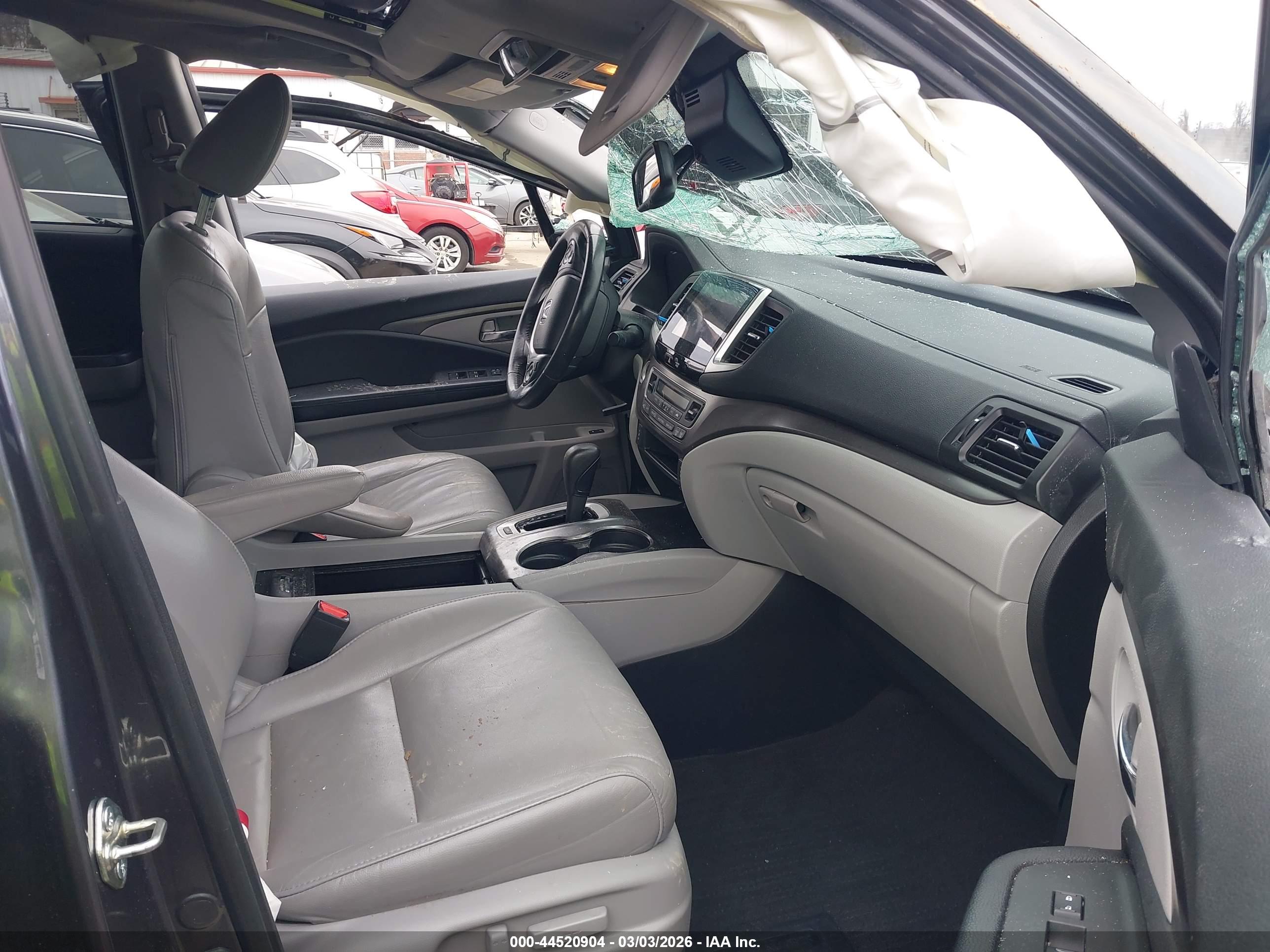 HONDA PILOT image 5