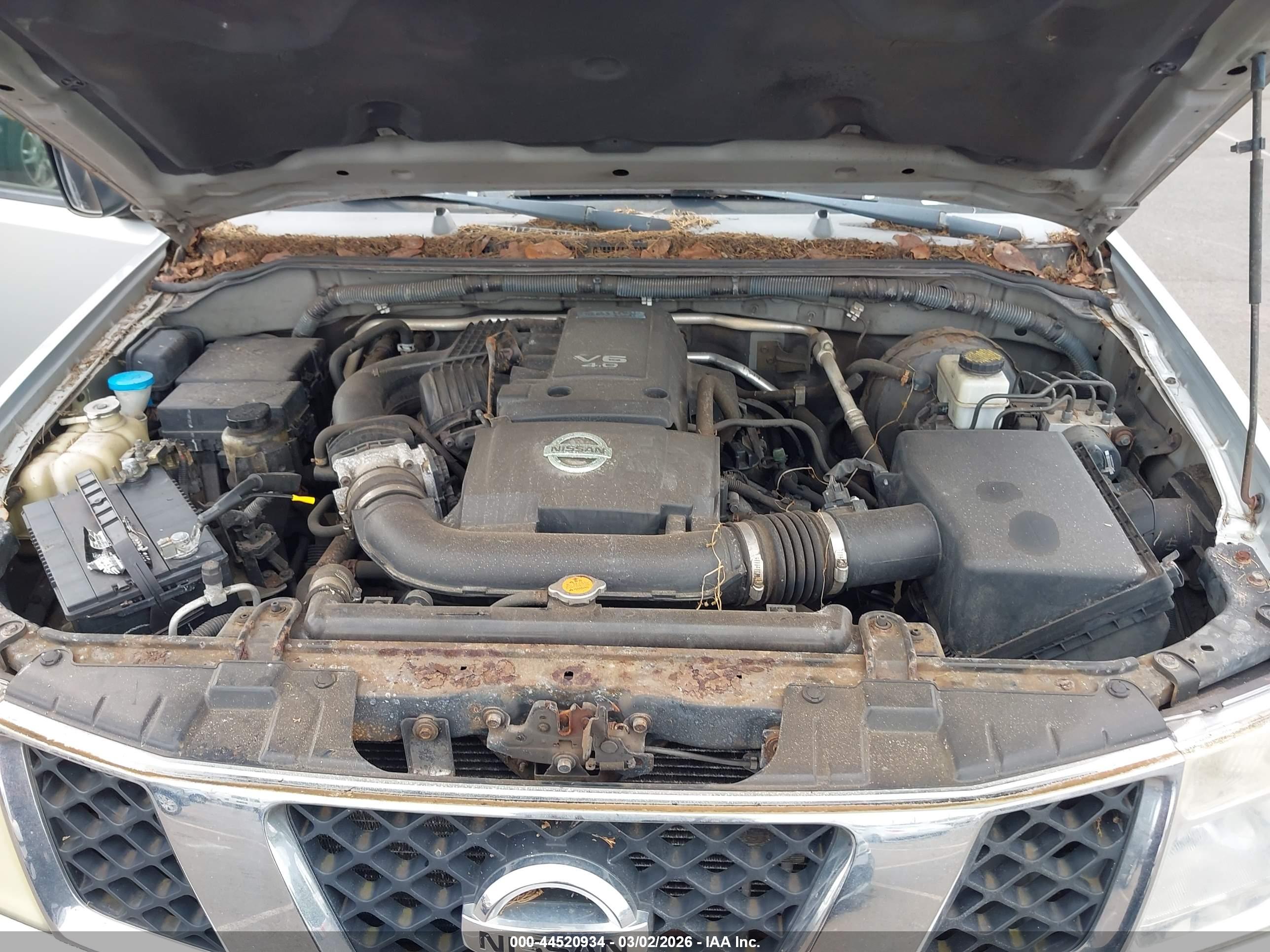 NISSAN FRONTIER image 10