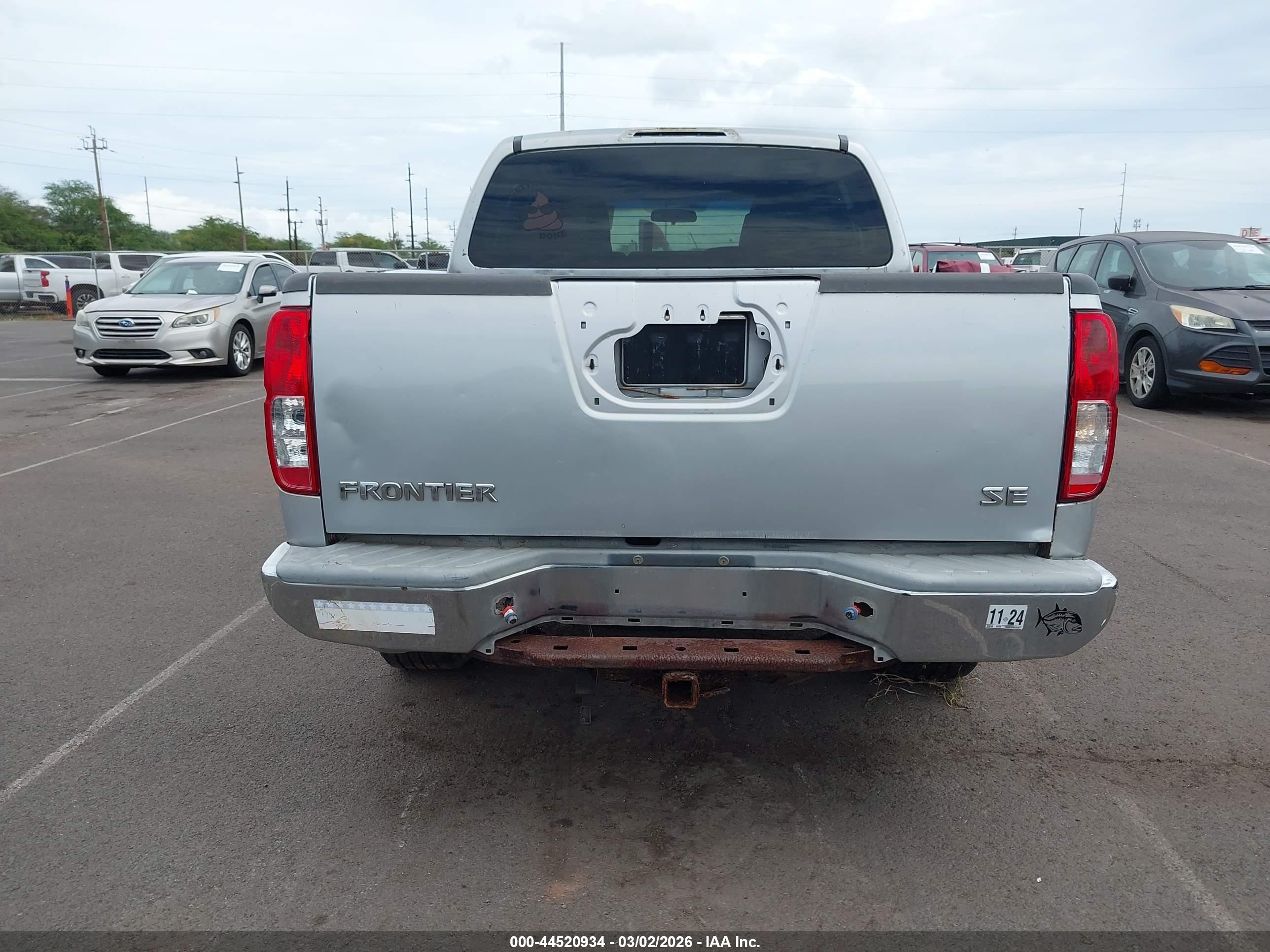 NISSAN FRONTIER image 6