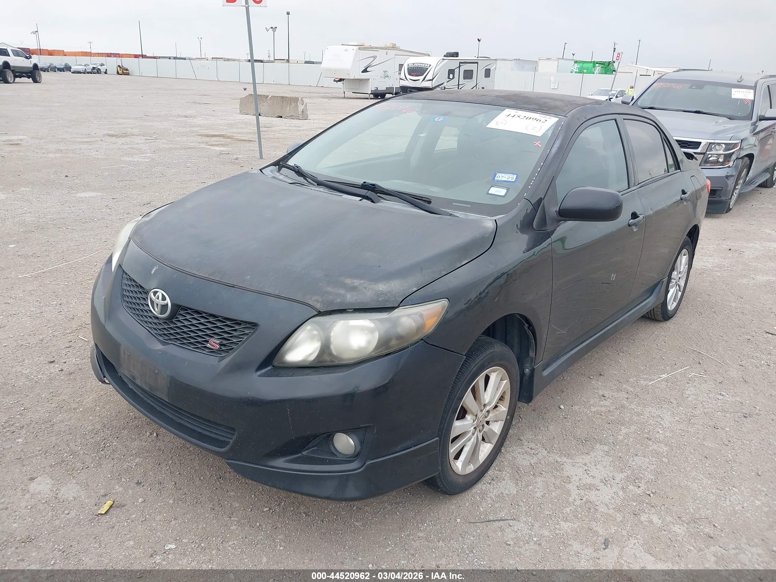 TOYOTA COROLLA image 2