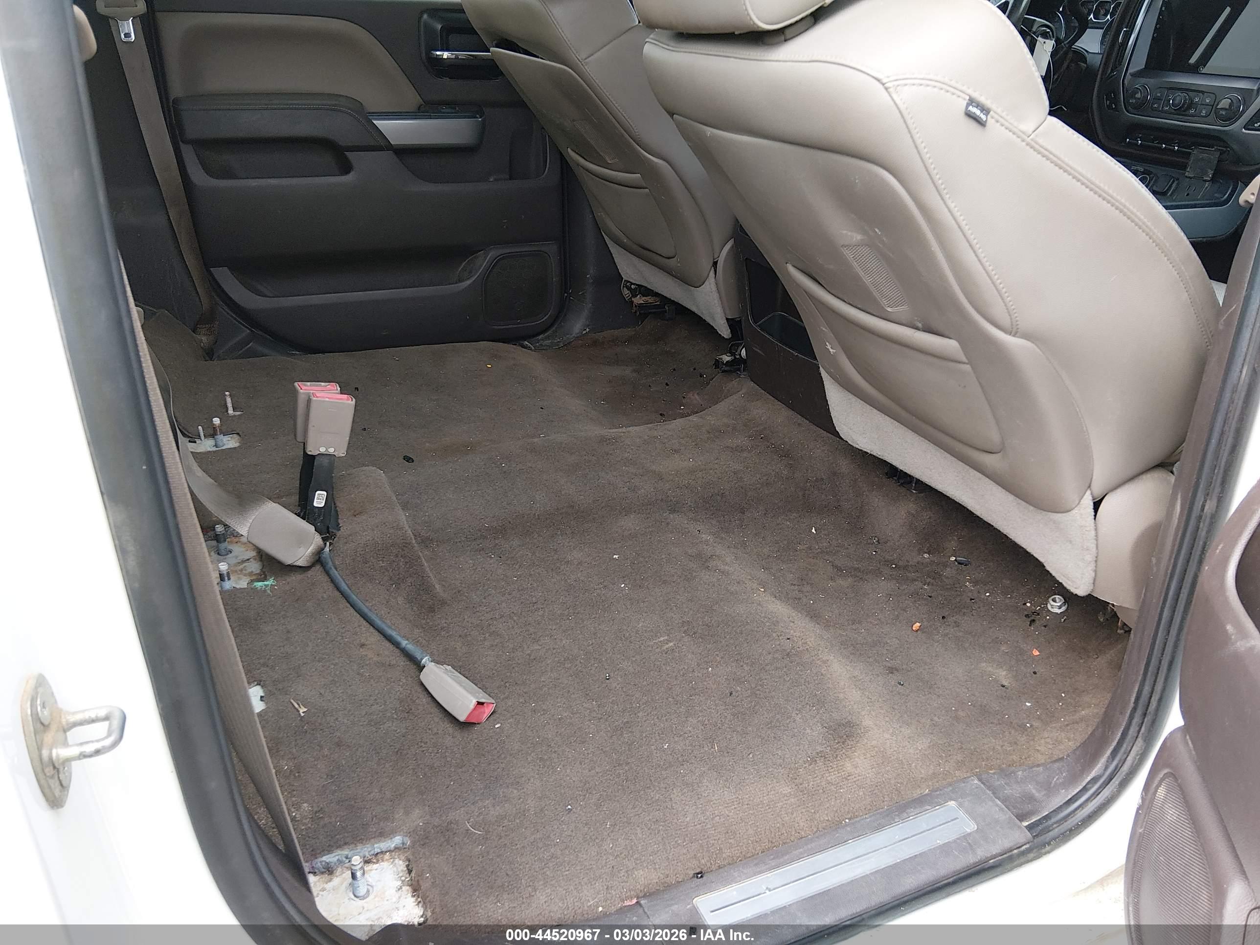 CHEVROLET SILVERADO image 8