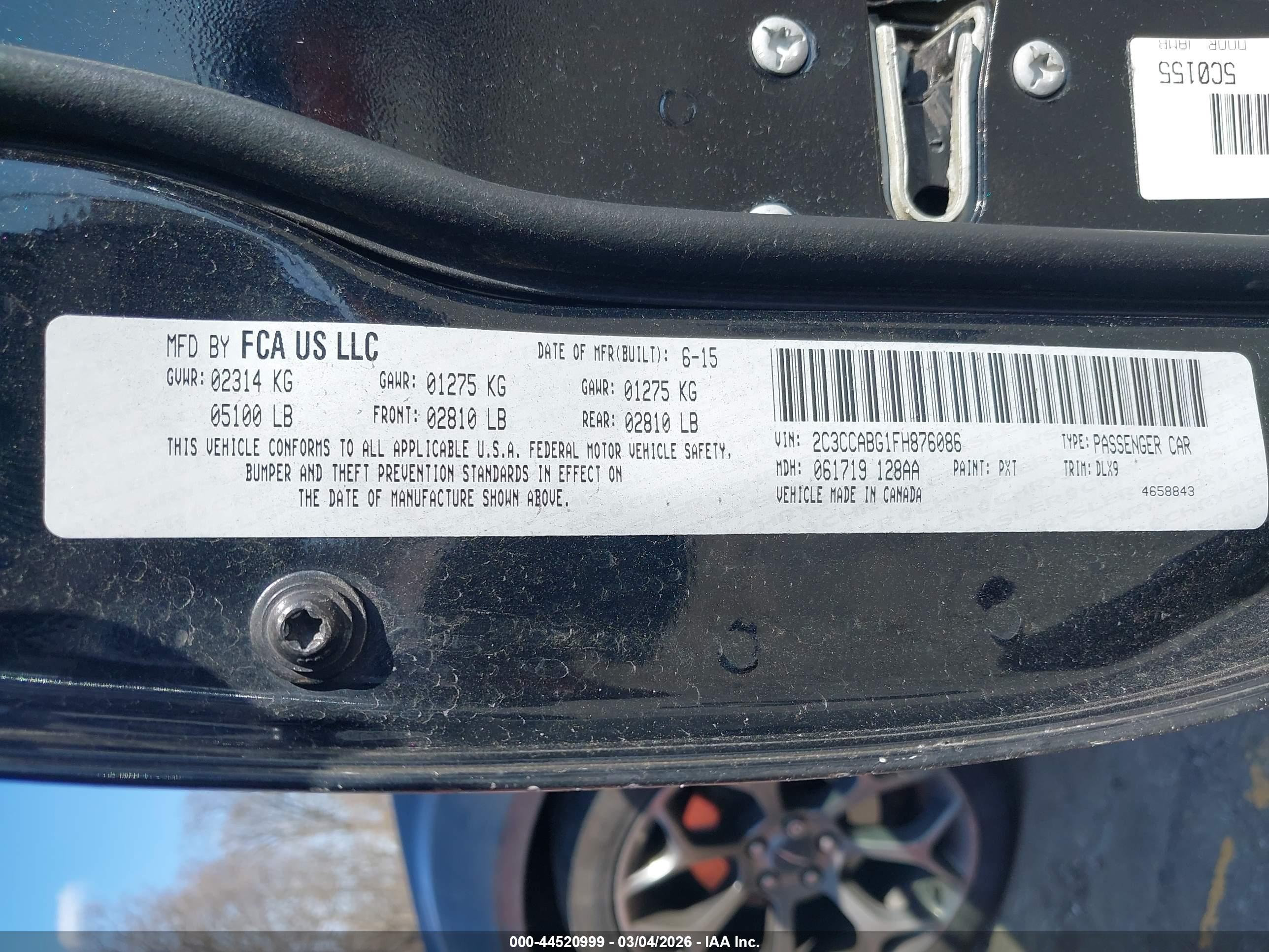 CHRYSLER 300 image 9
