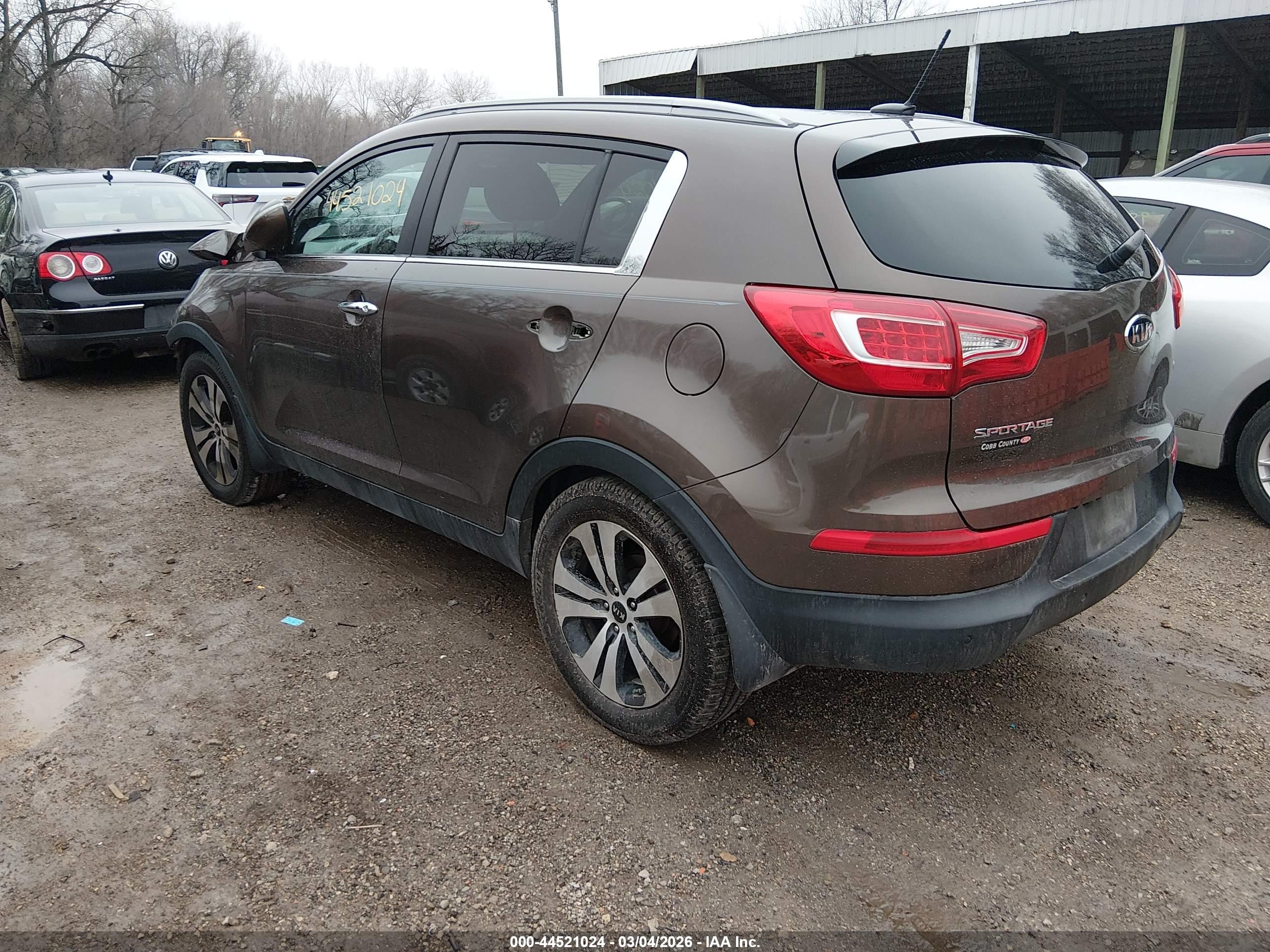 KIA SPORTAGE image 3