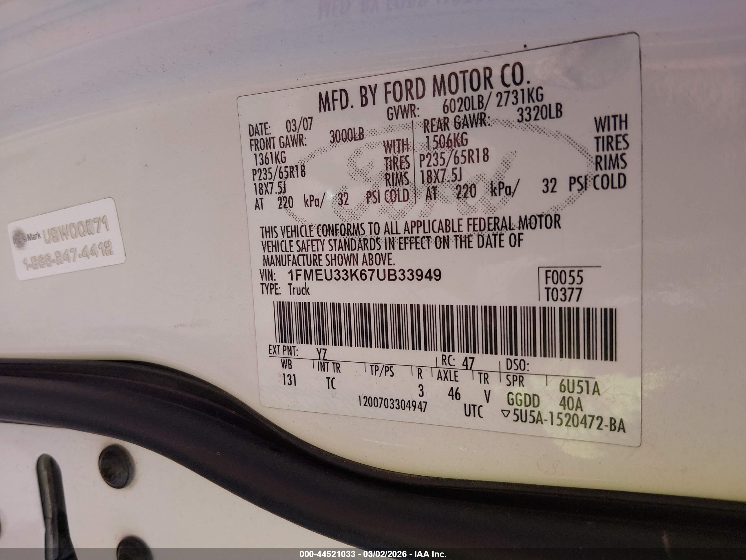 FORD EXPLORER image 9