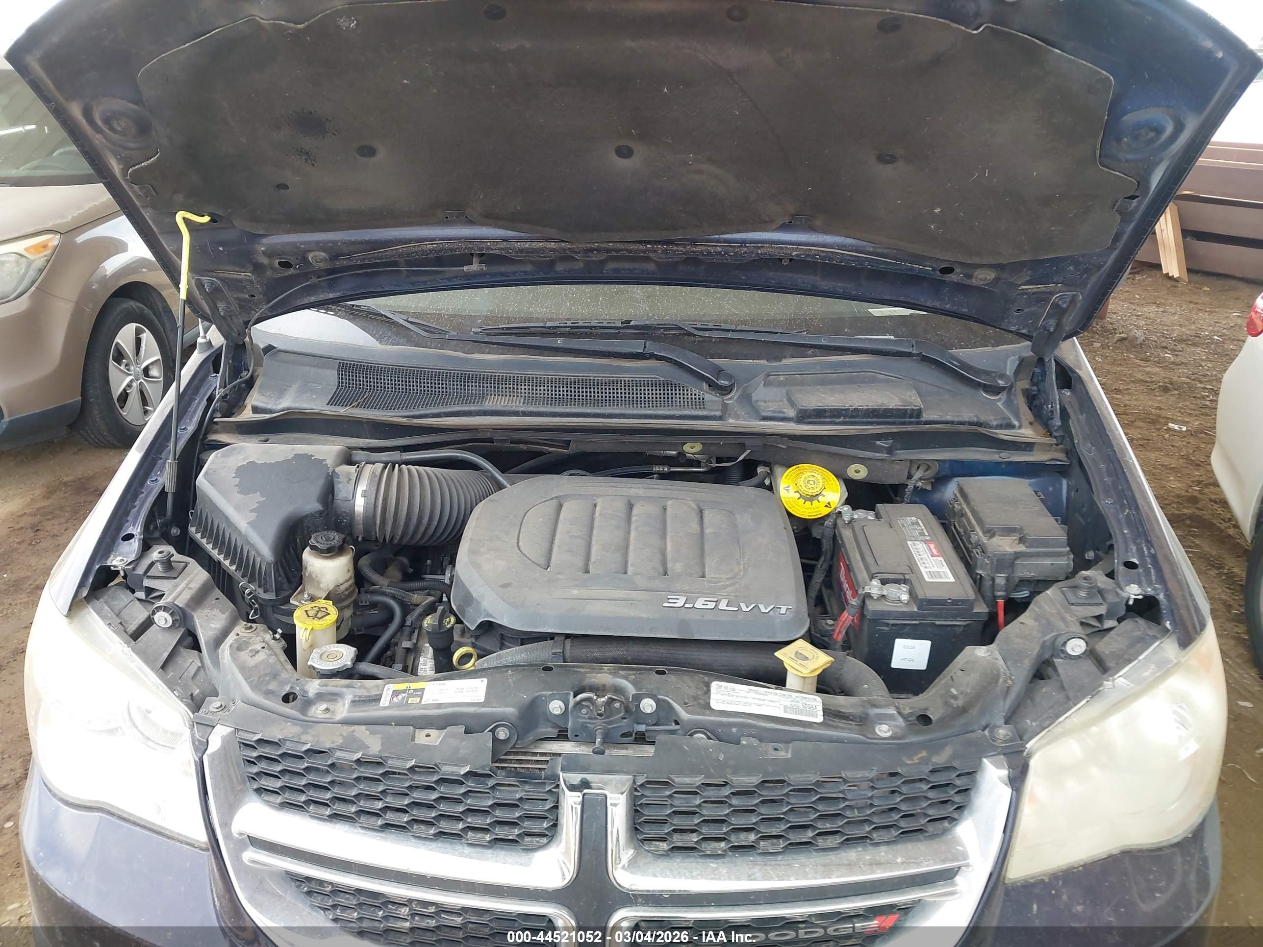 DODGE GRAND image 10