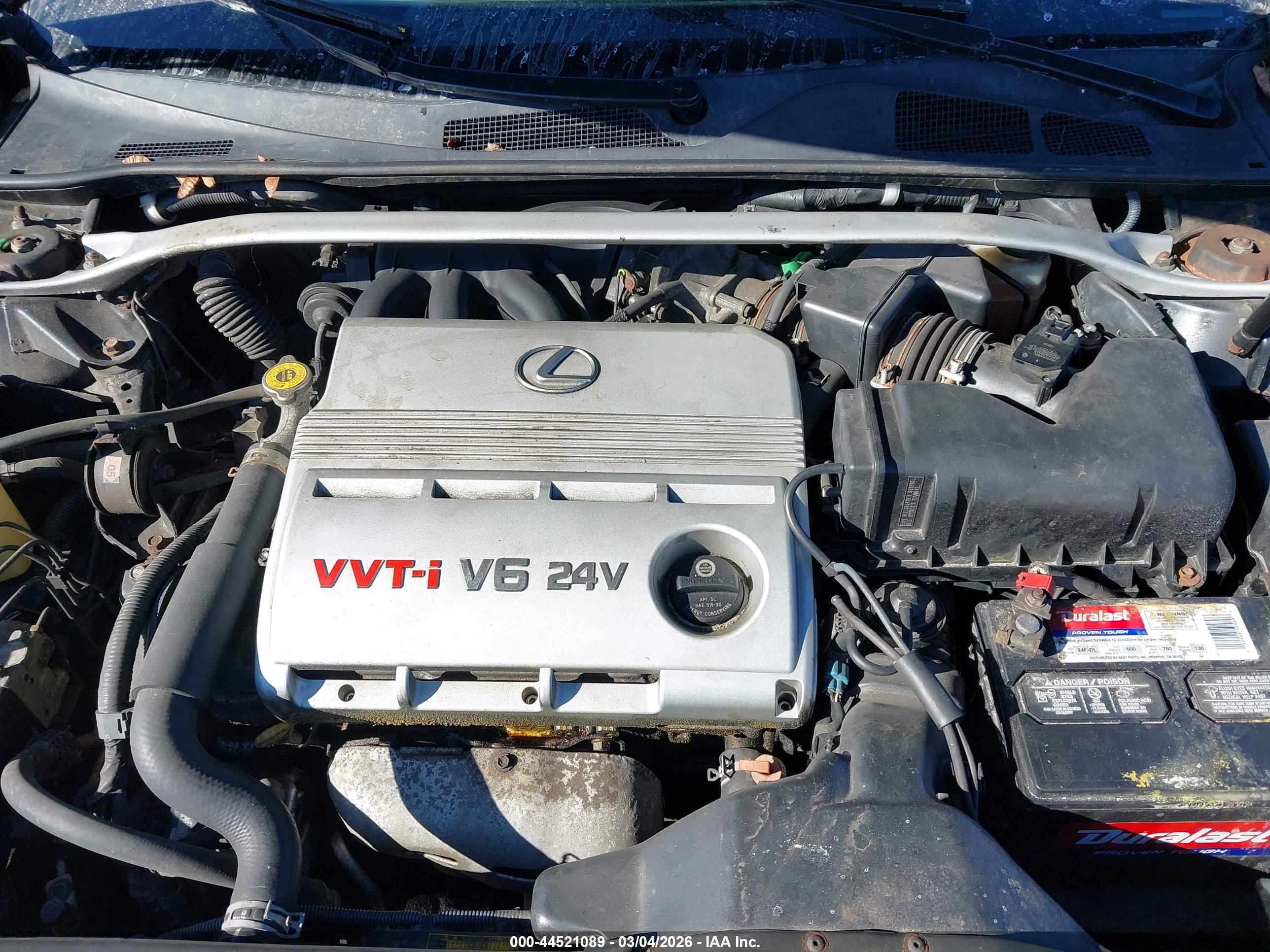 LEXUS ES image 10