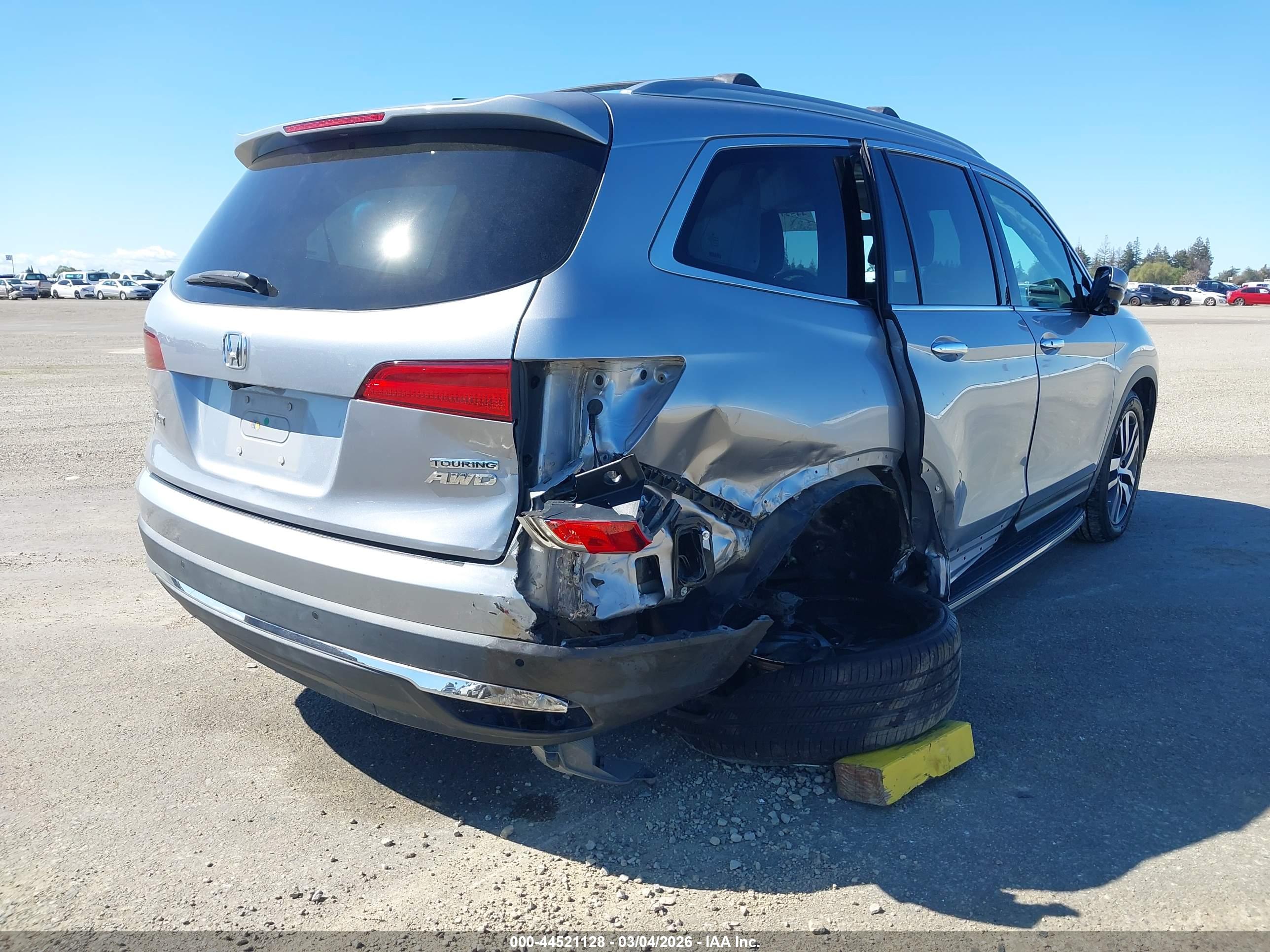 HONDA PILOT image 4