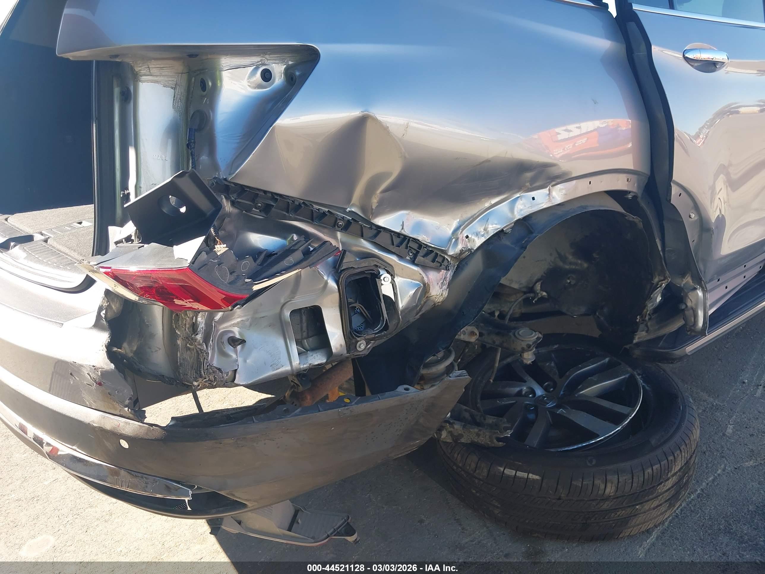 HONDA PILOT image 6