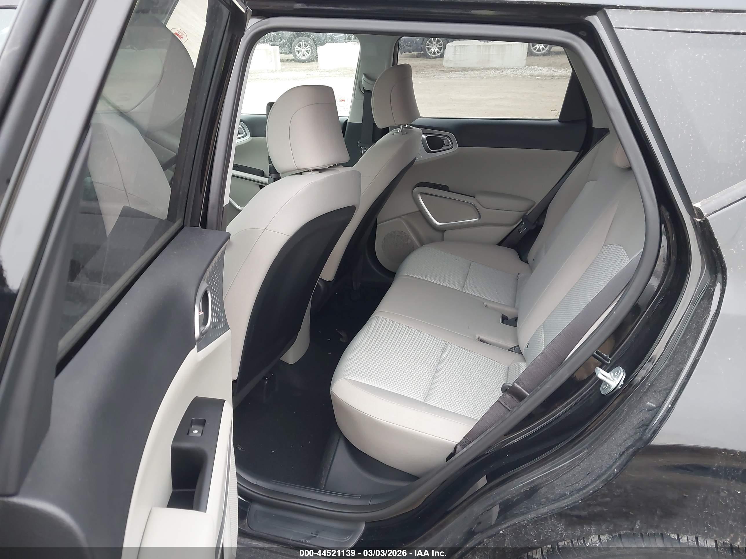 KIA SOUL image 8