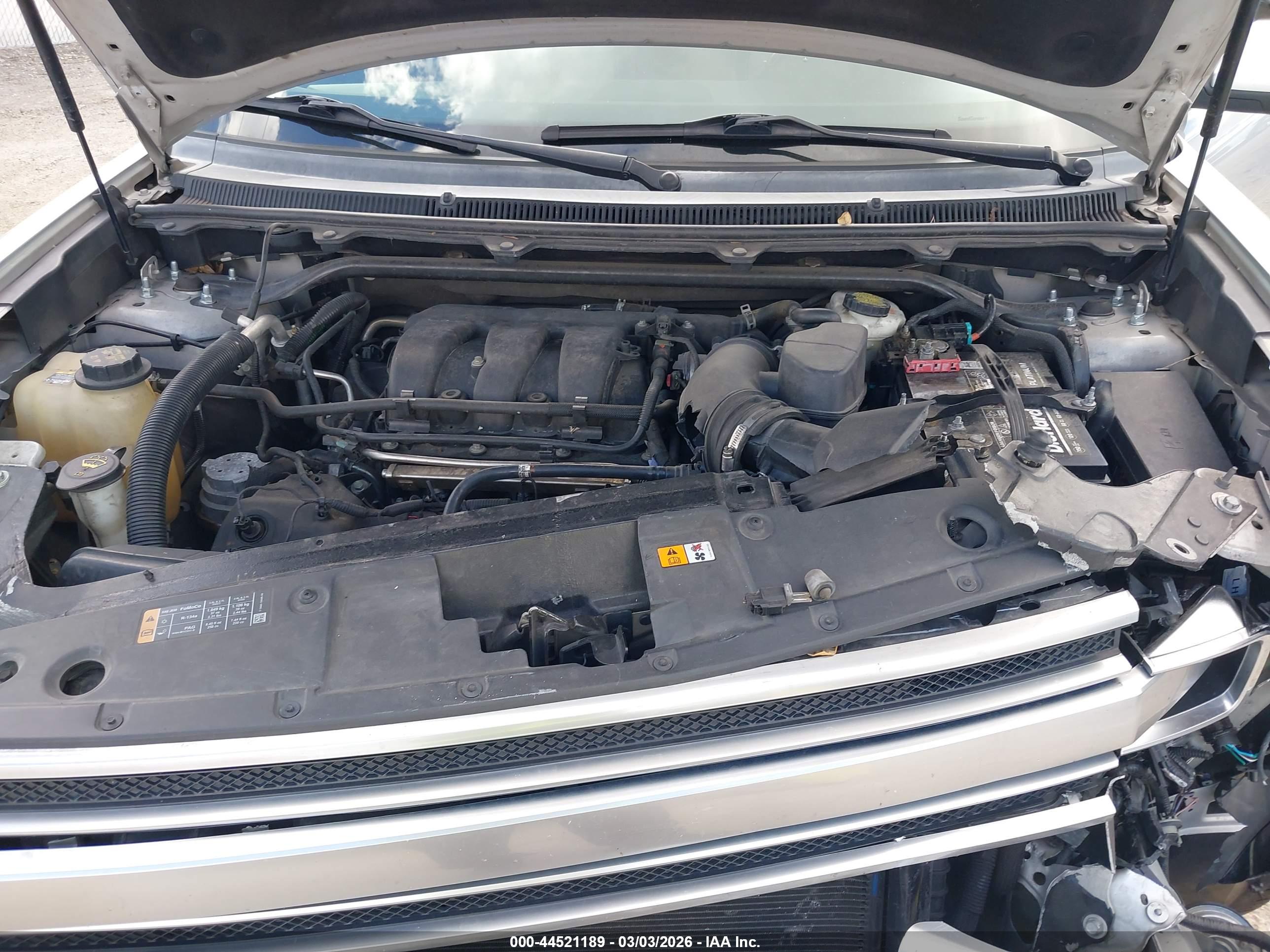 FORD FLEX image 10