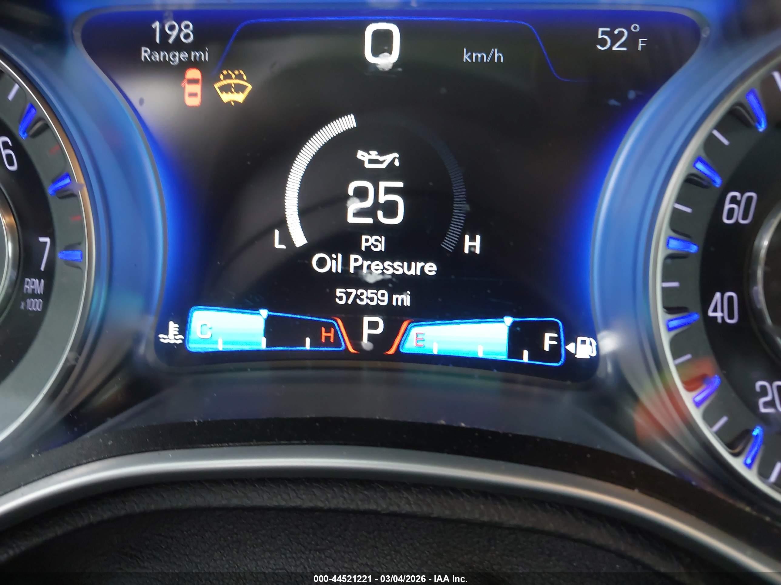 CHRYSLER 300 image 7