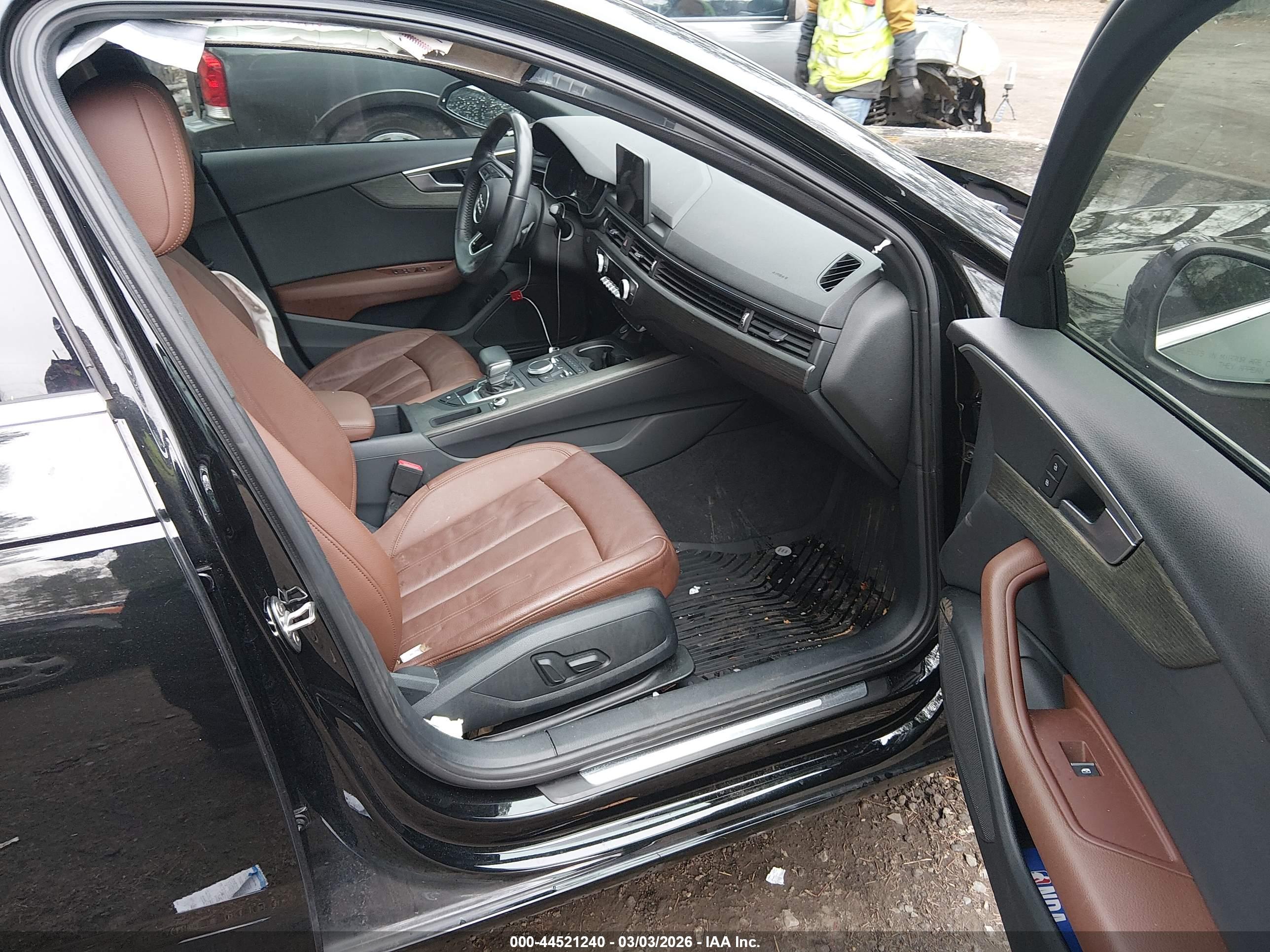 AUDI A4 image 5