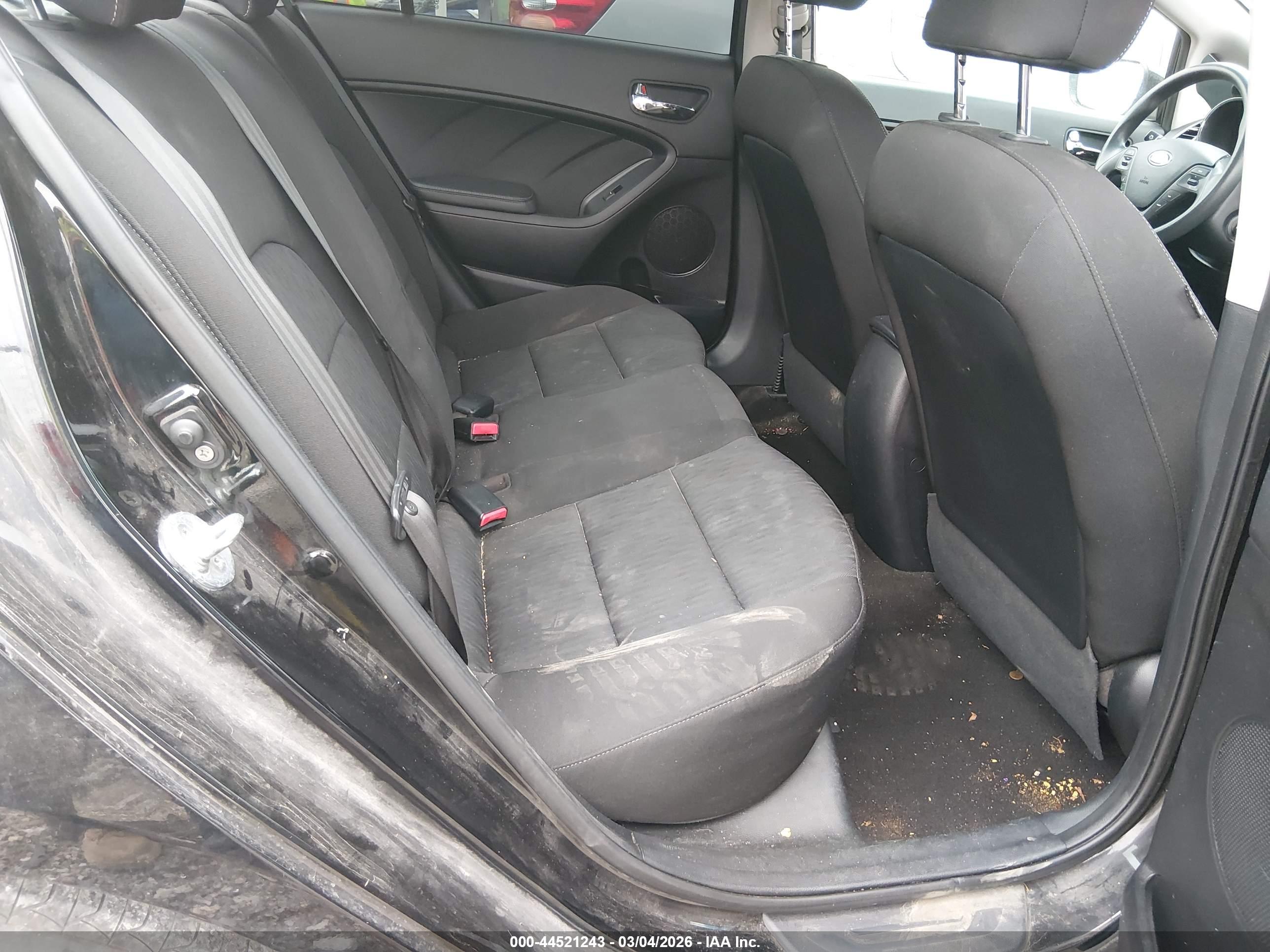 KIA FORTE image 8