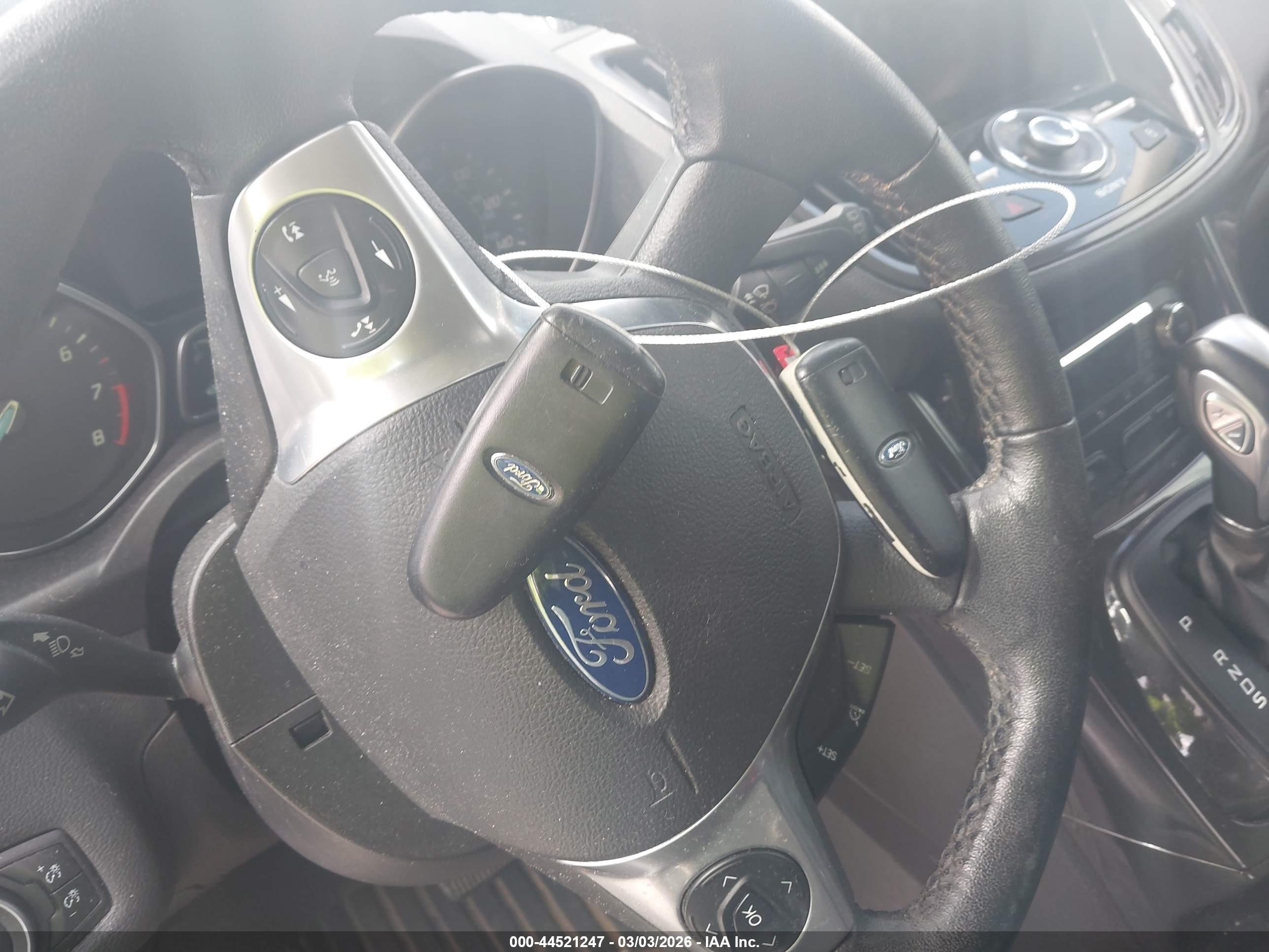 FORD ESCAPE image 11