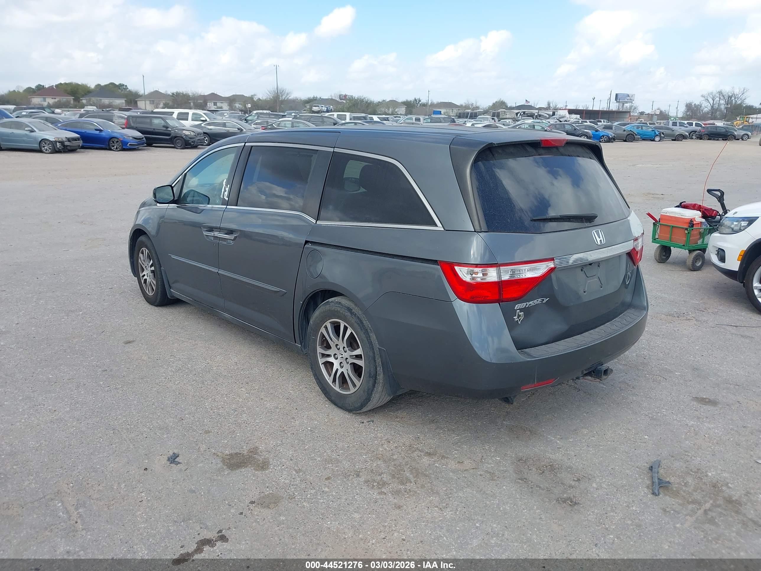 HONDA ODYSSEY image 3