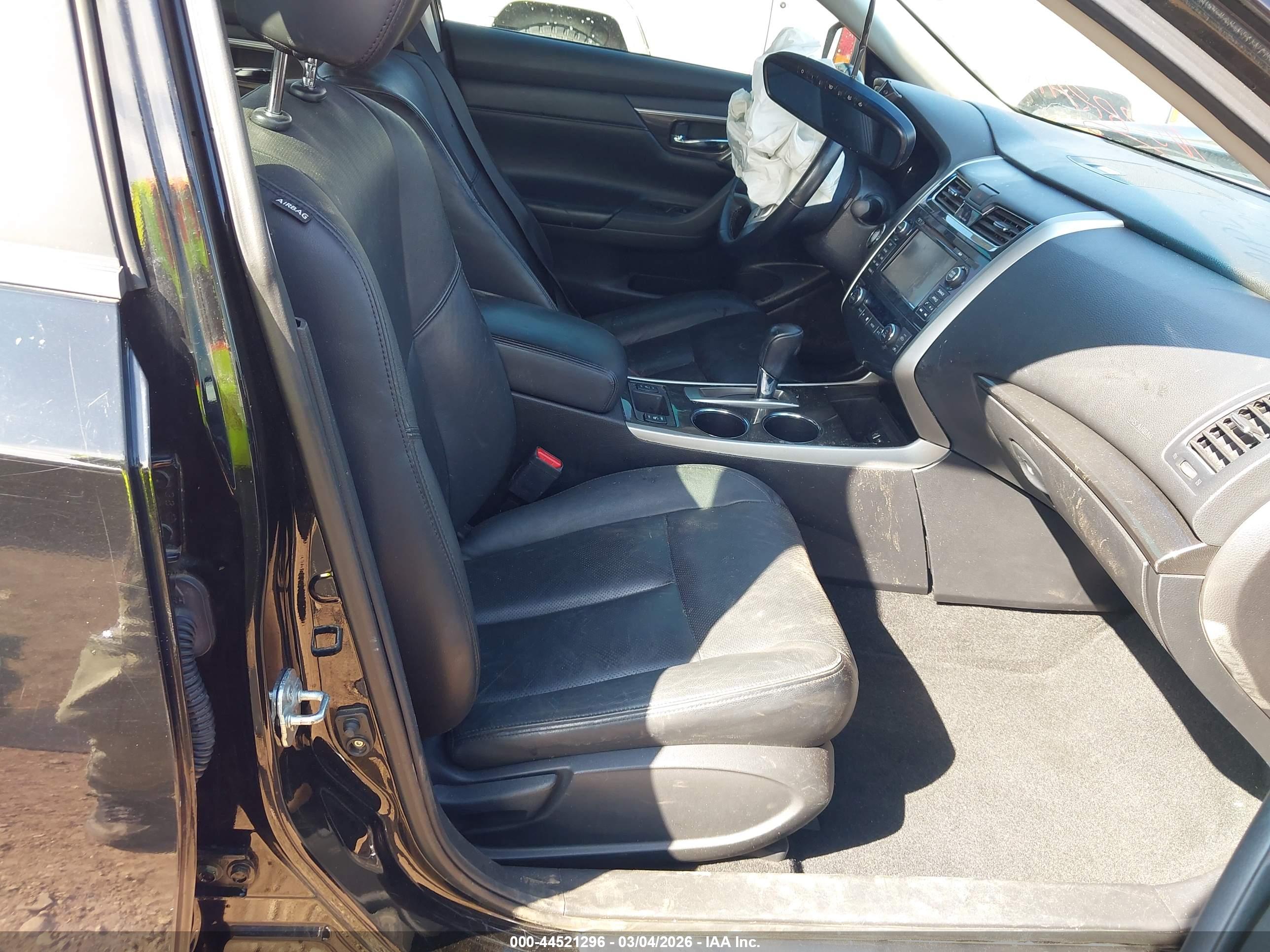 NISSAN ALTIMA image 5
