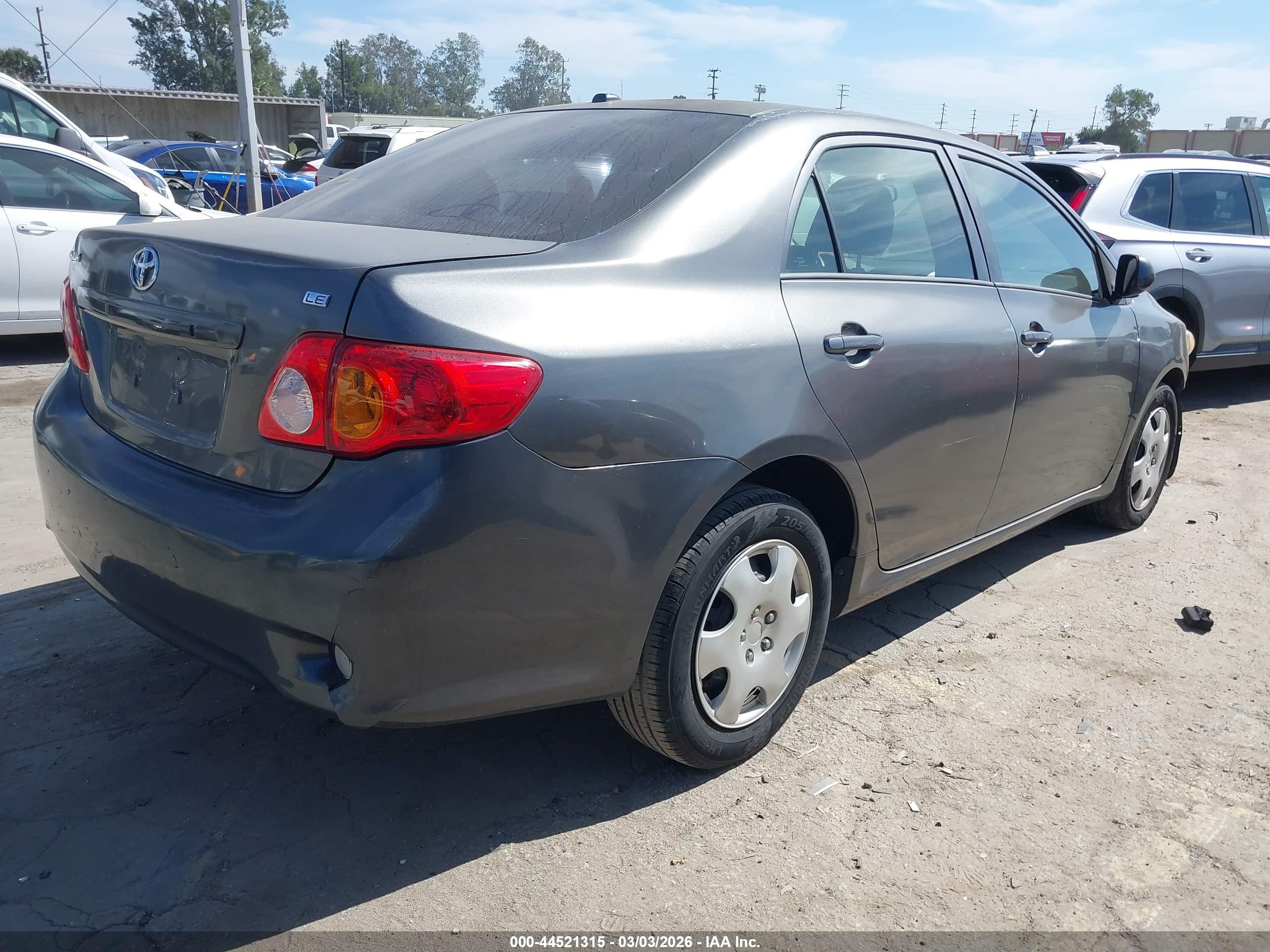 TOYOTA COROLLA image 4