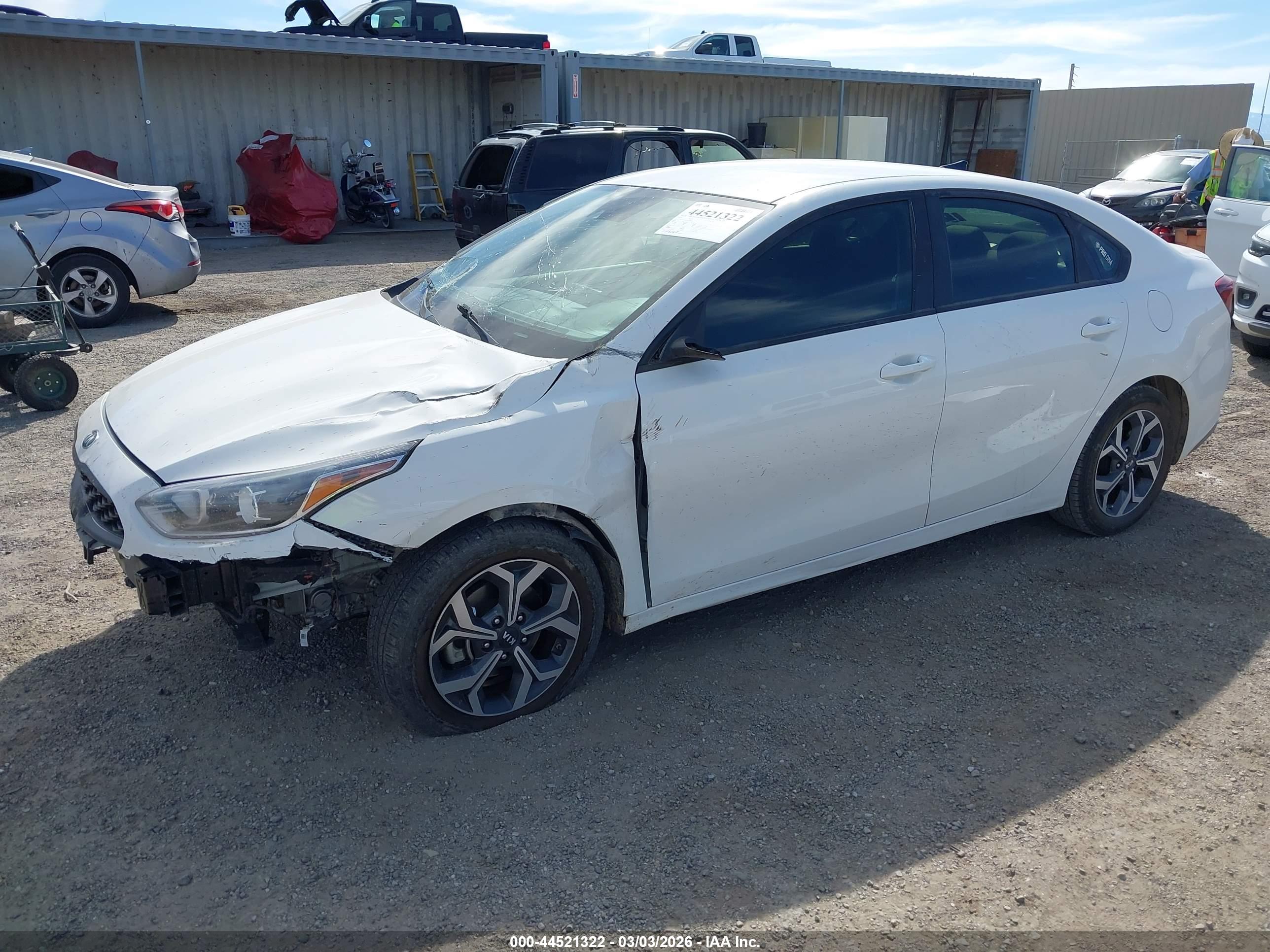 KIA FORTE image 2