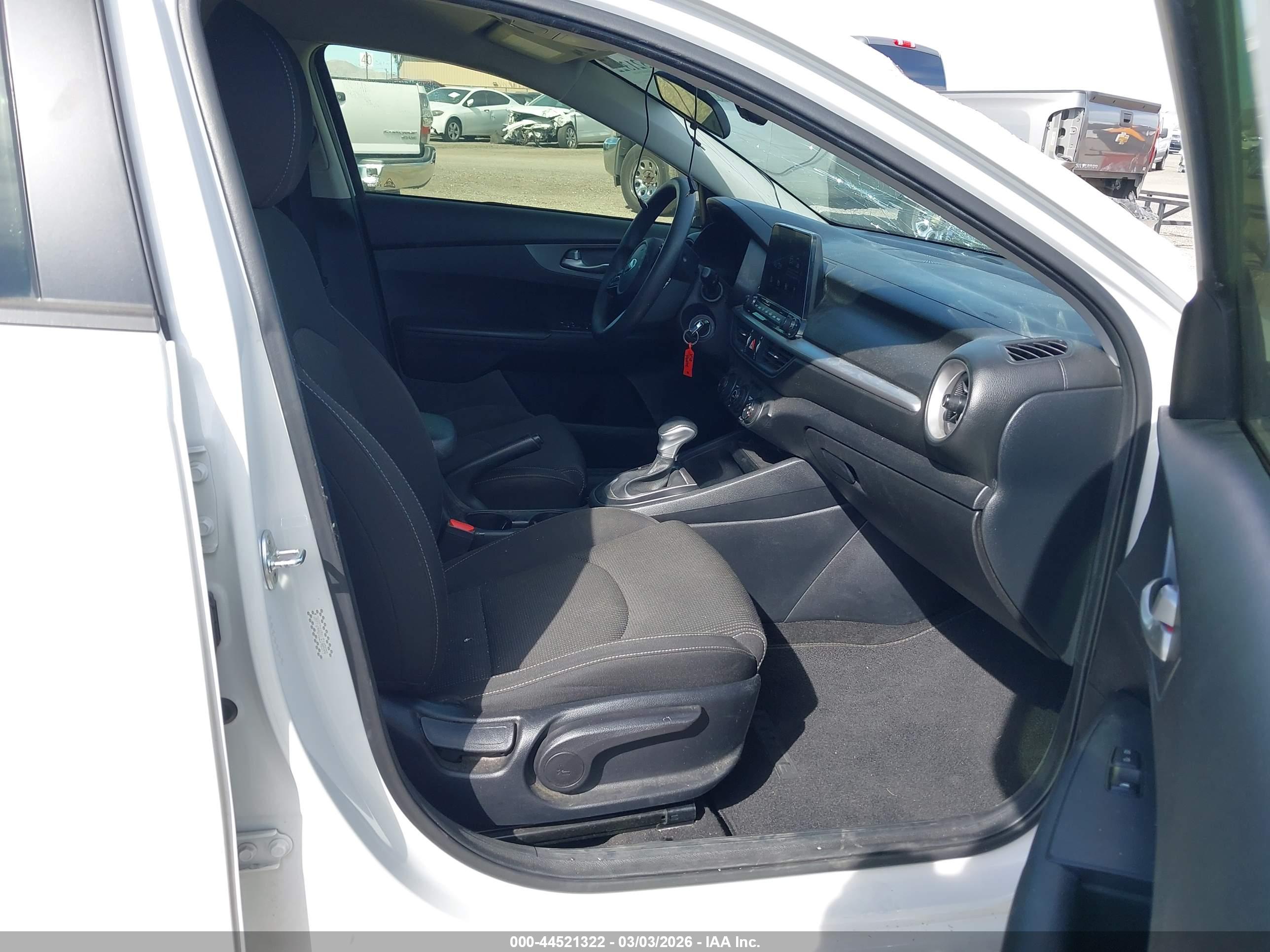 KIA FORTE image 5