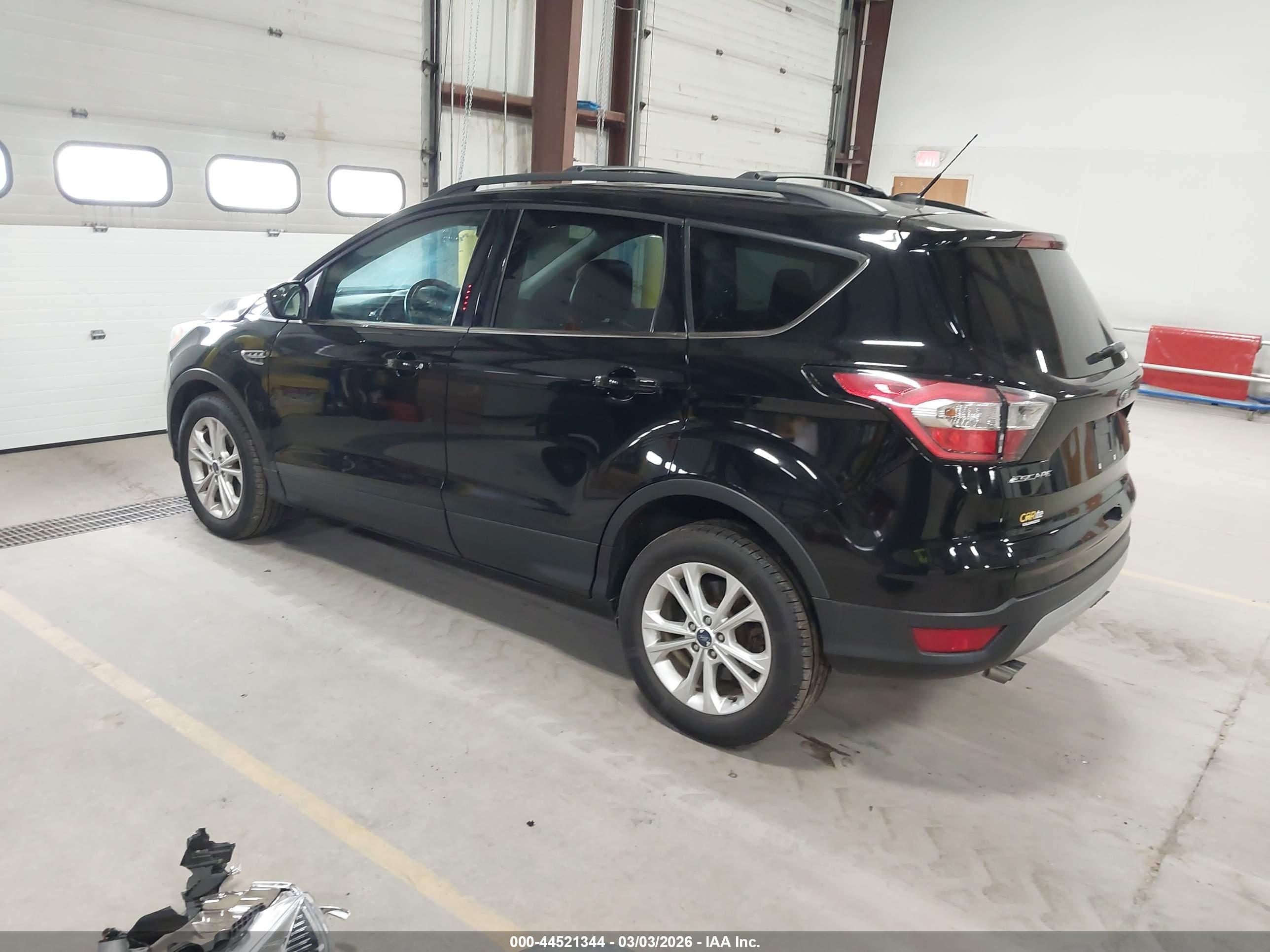 FORD ESCAPE image 3