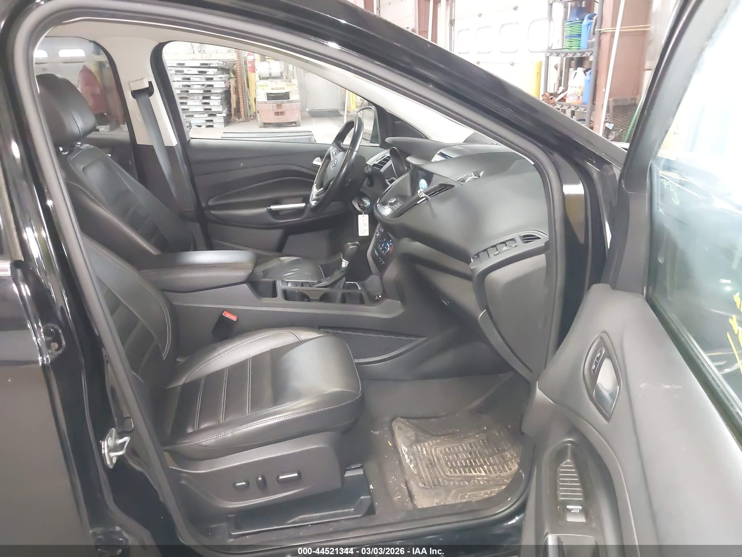 FORD ESCAPE image 5