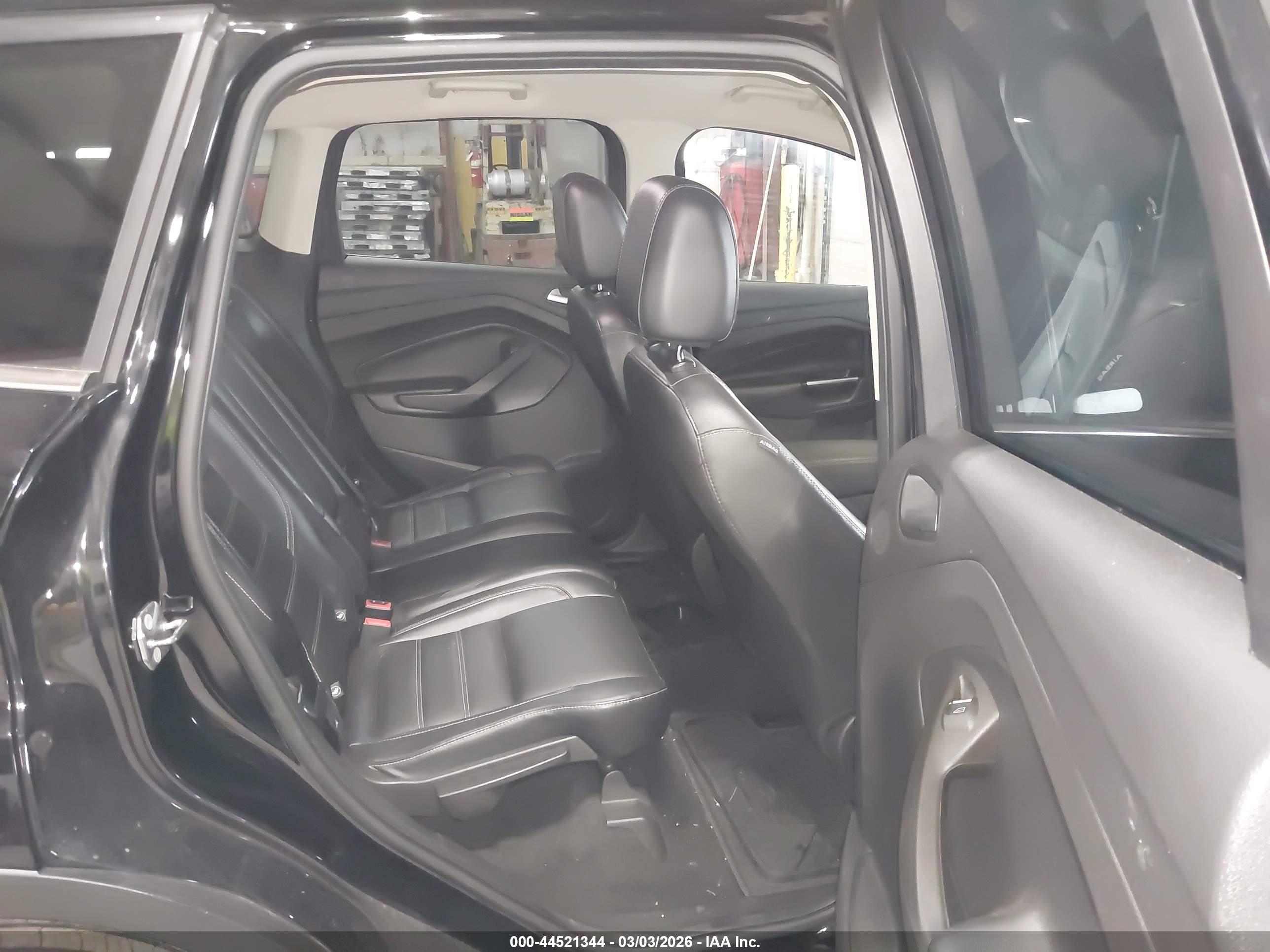 FORD ESCAPE image 8