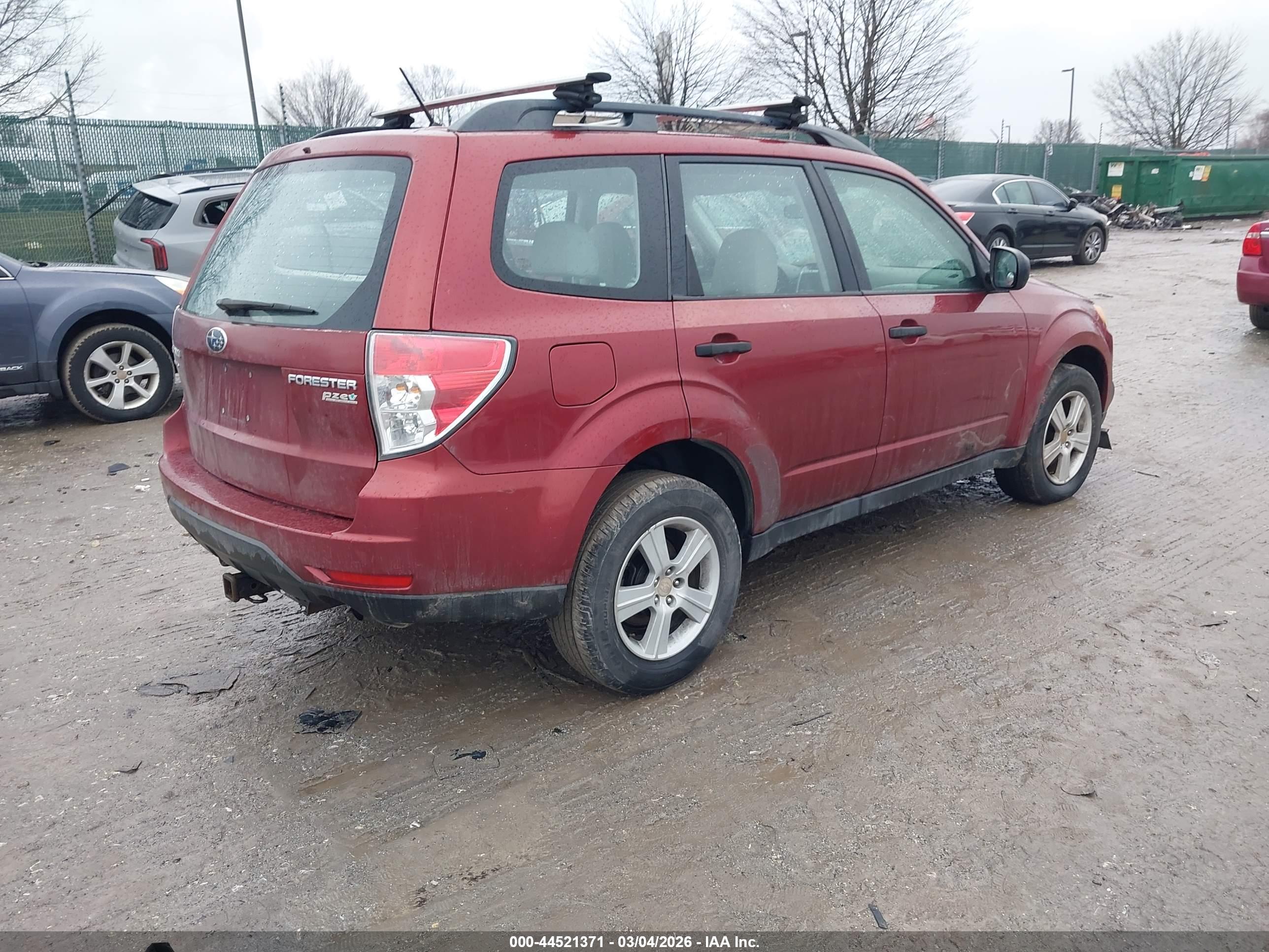 SUBARU FORESTER image 4