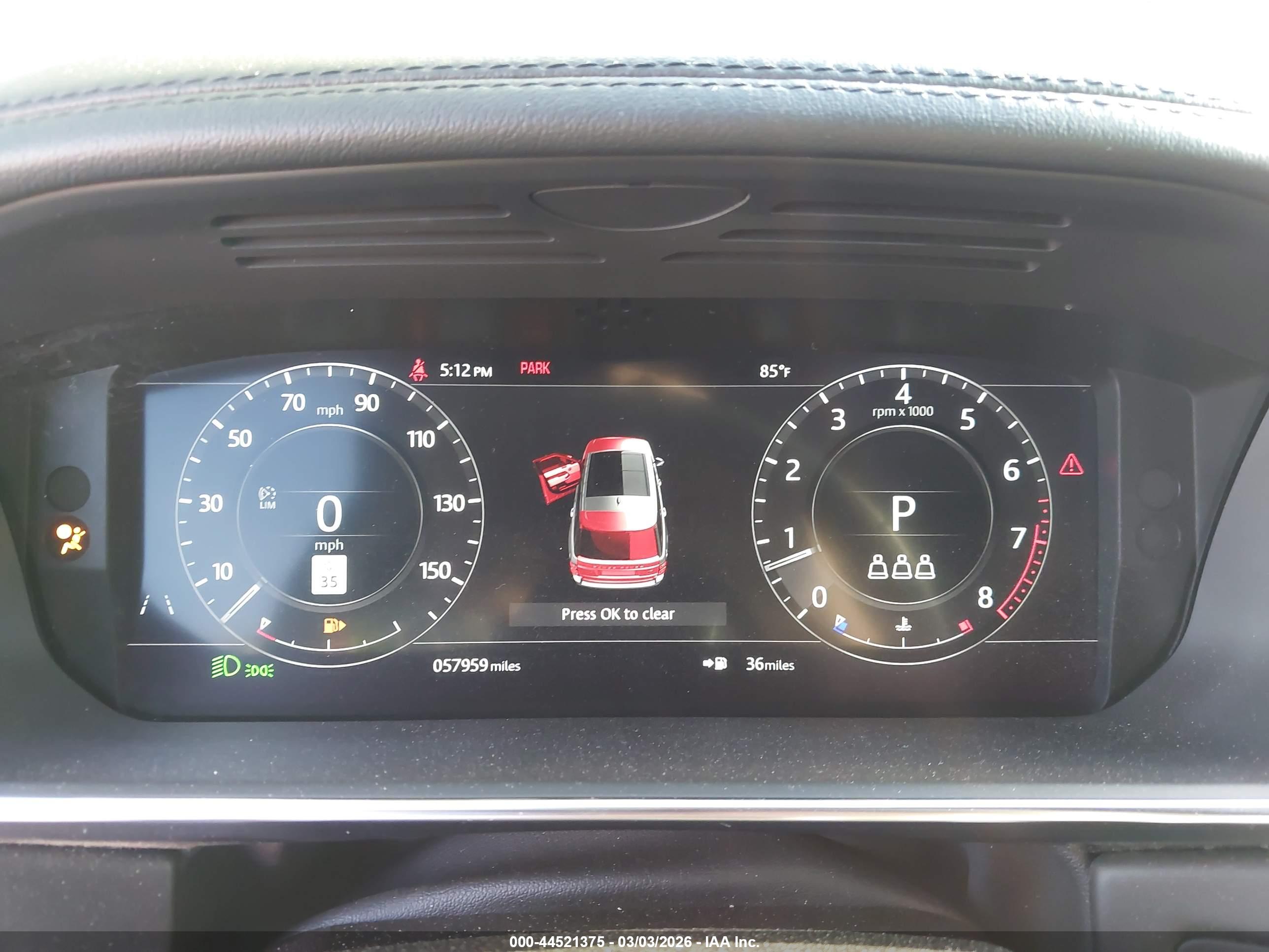 LAND ROVER image 7