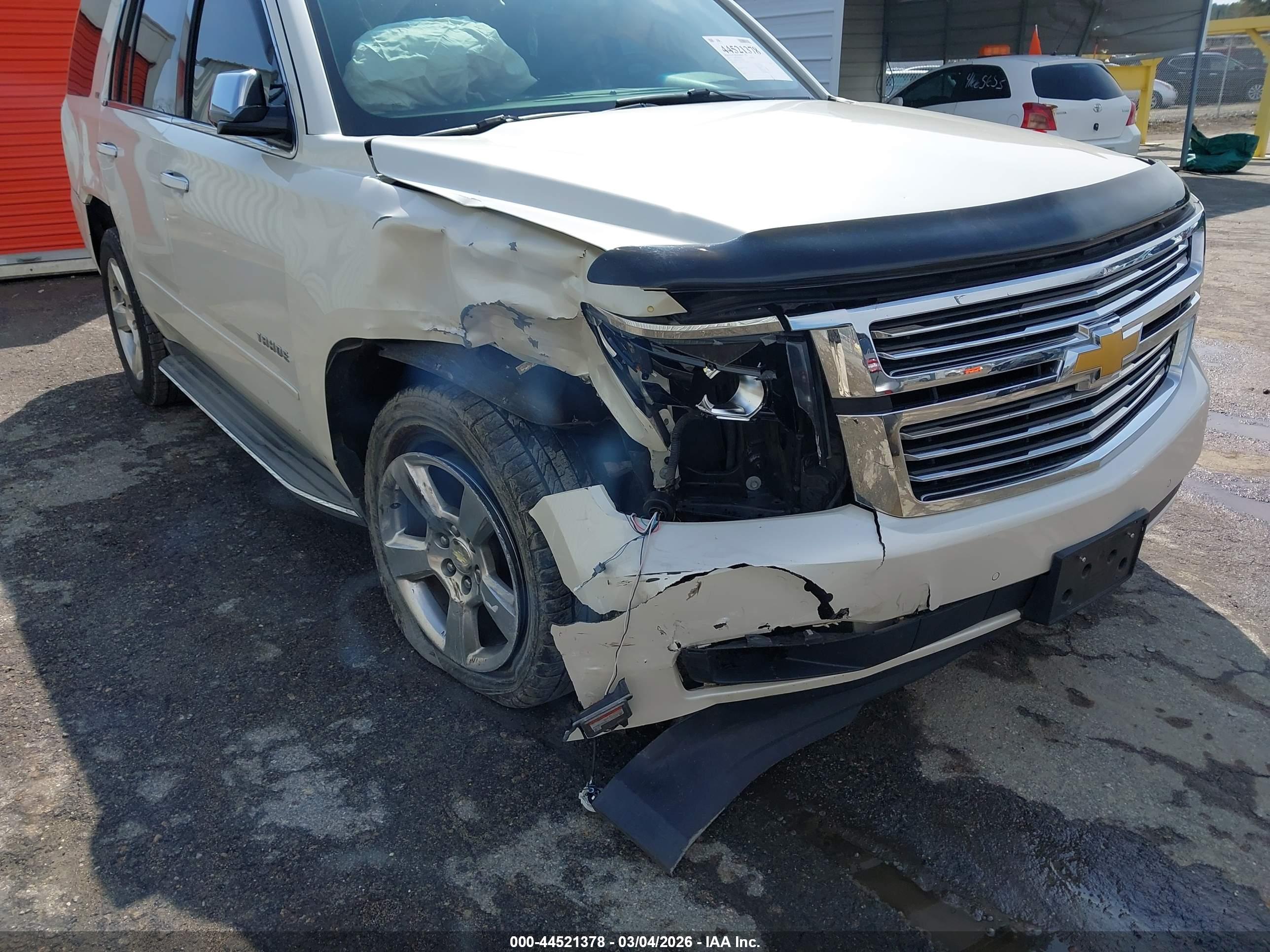CHEVROLET TAHOE image 6