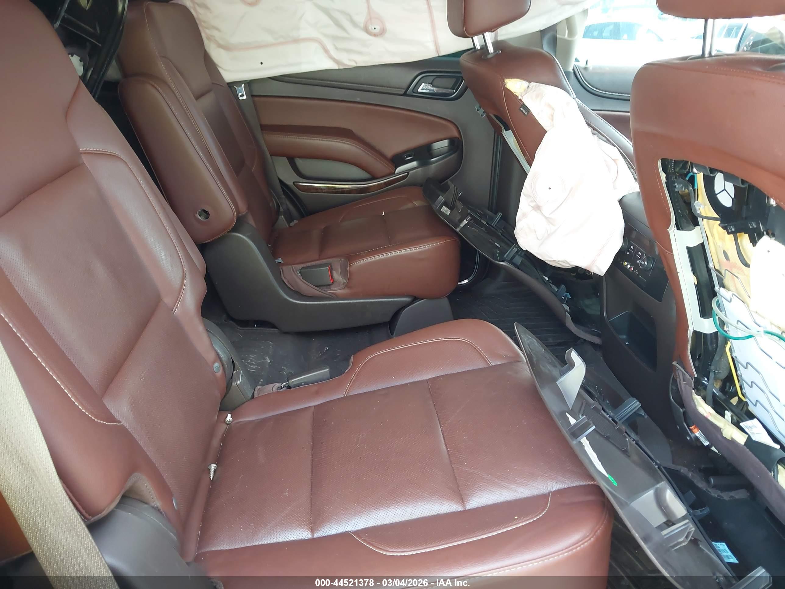 CHEVROLET TAHOE image 8