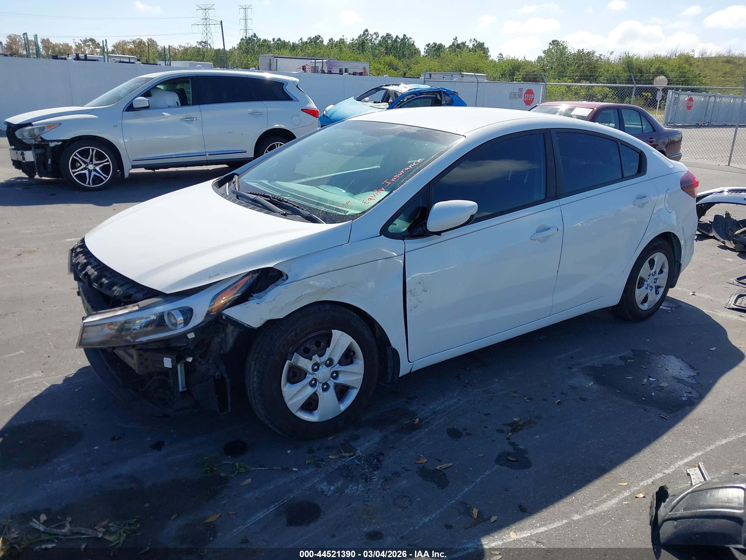 KIA FORTE image 2