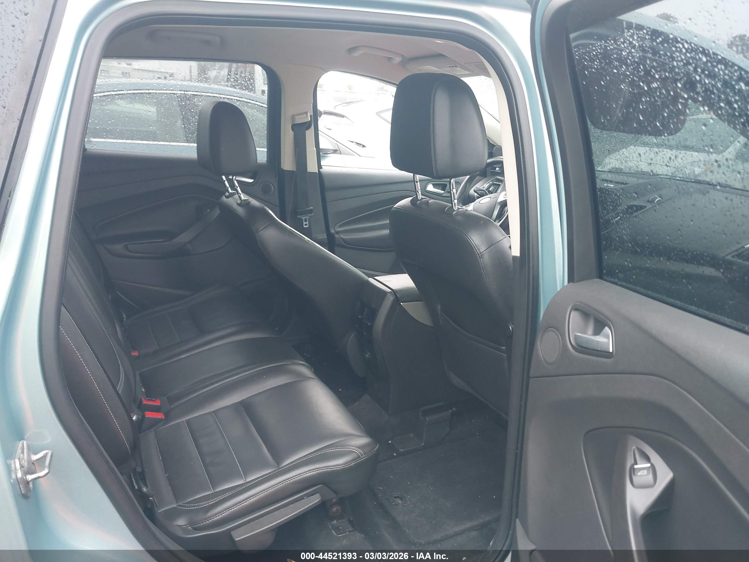FORD ESCAPE image 8