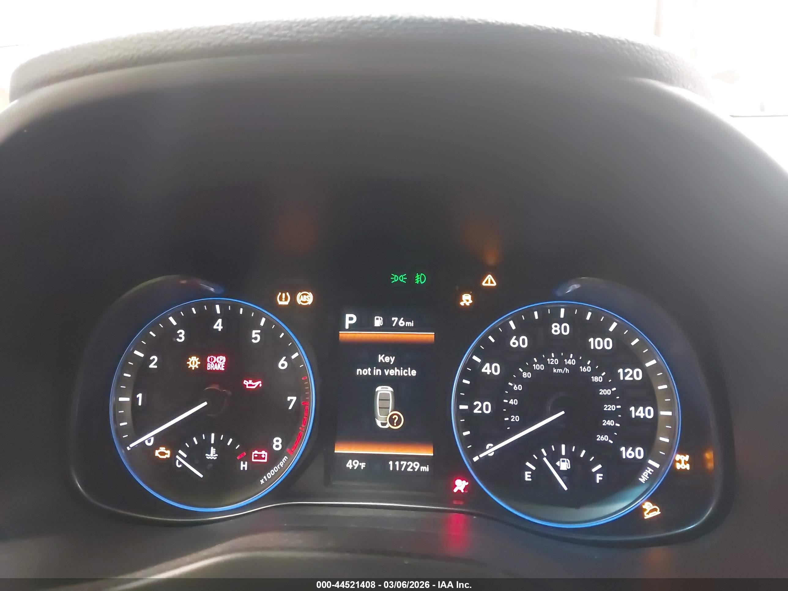 HYUNDAI KONA image 7