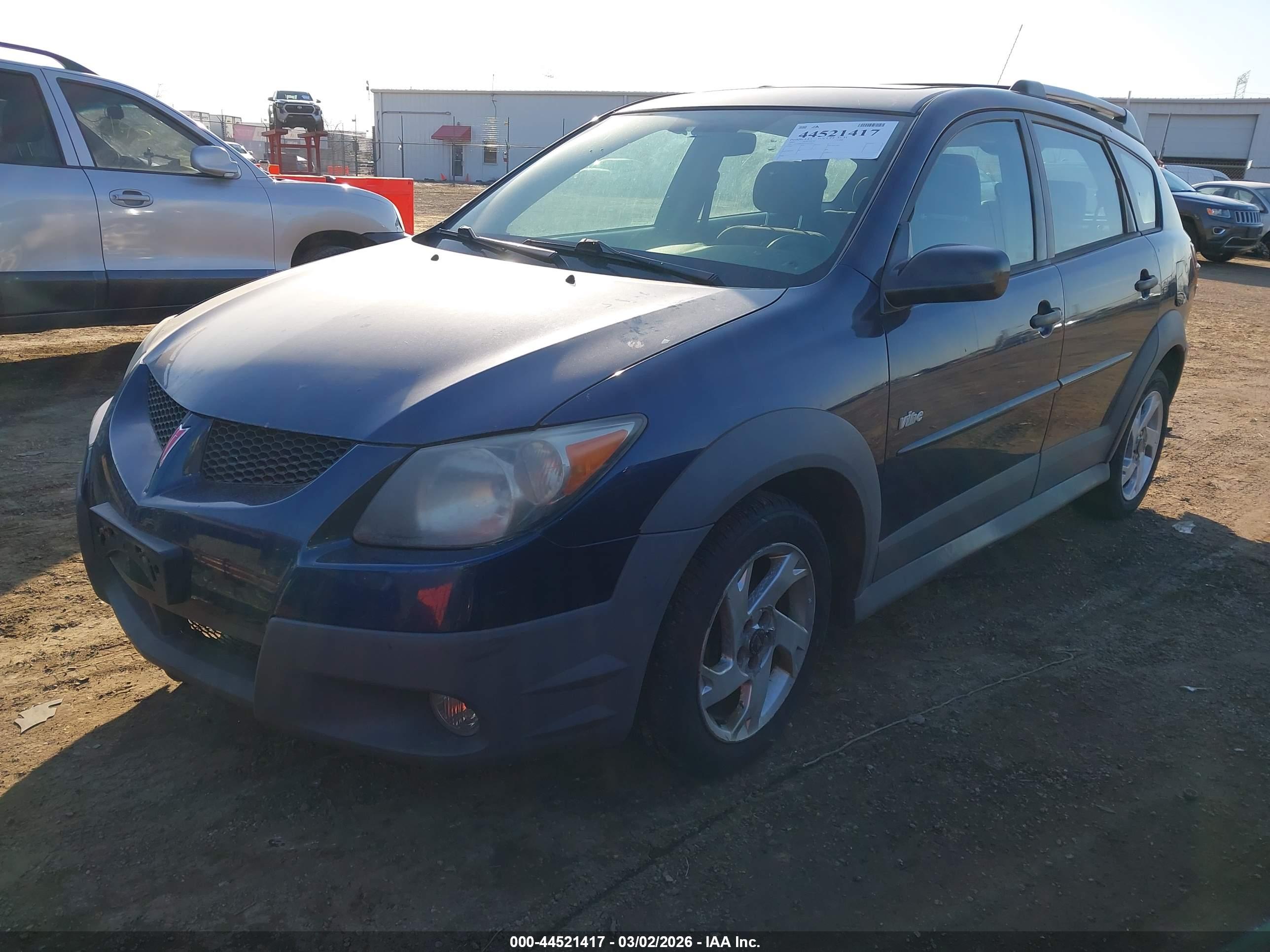 PONTIAC VIBE image 2