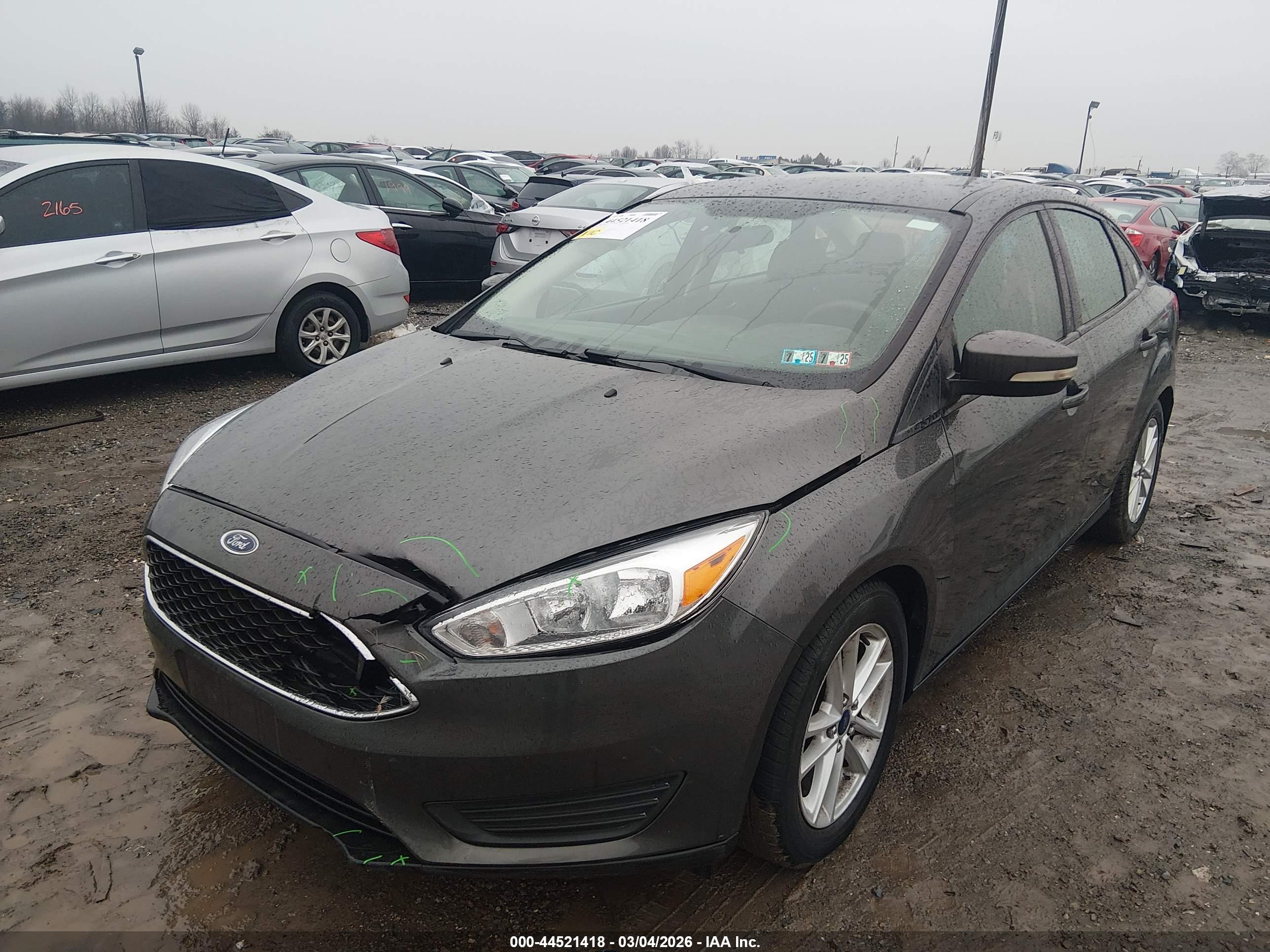 FORD FOCUS image 6