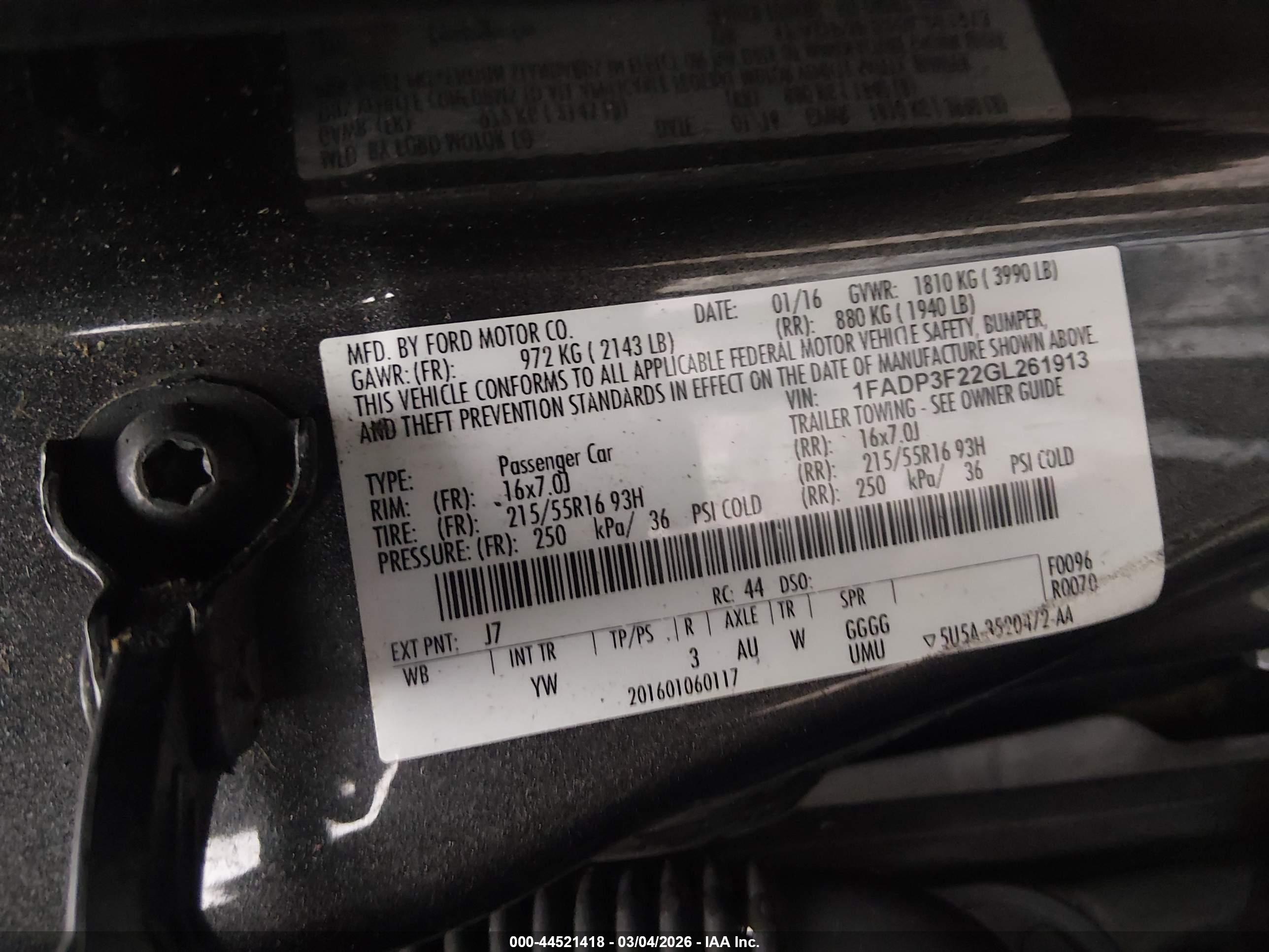 FORD FOCUS image 9