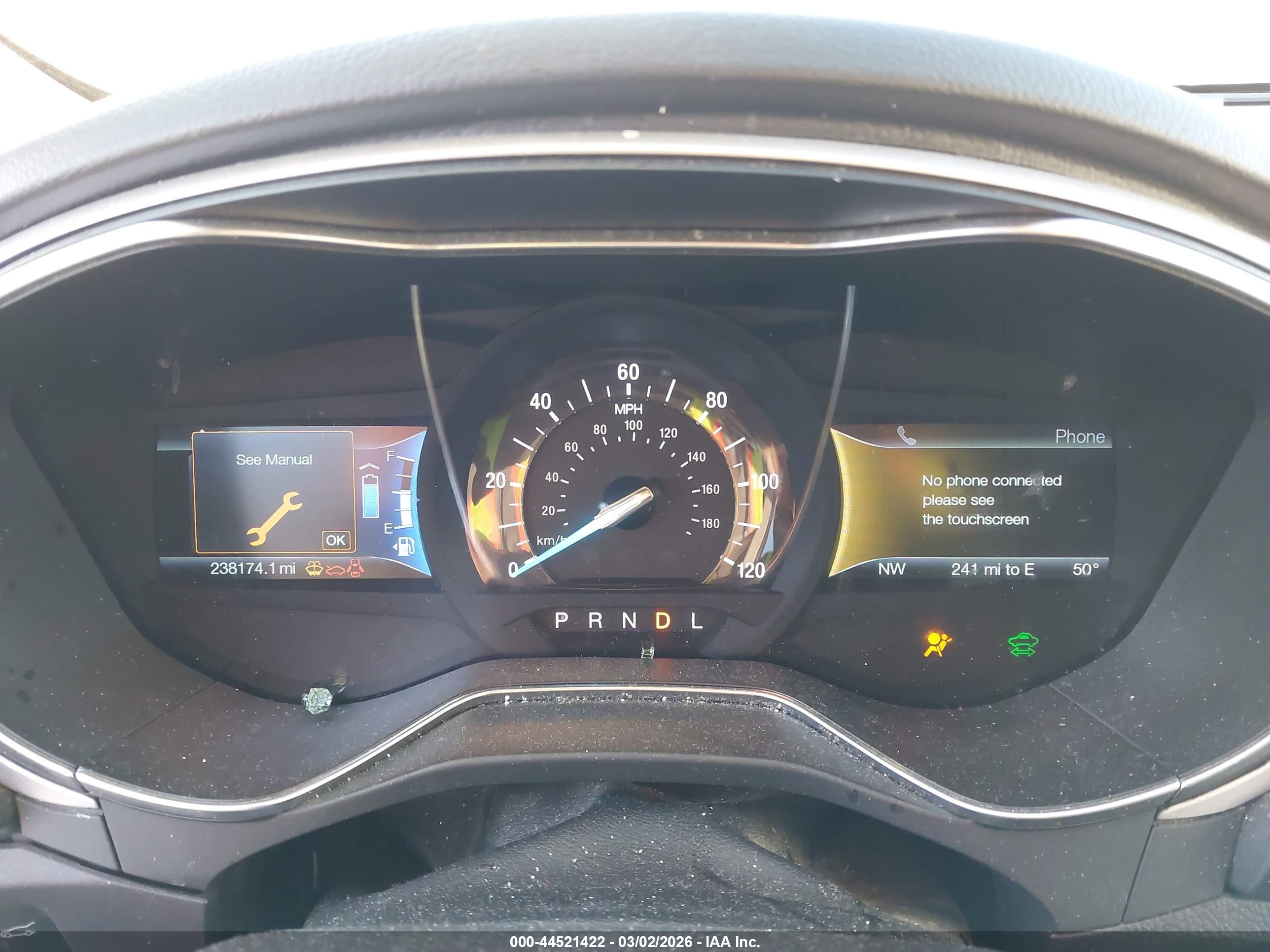 FORD FUSION image 7