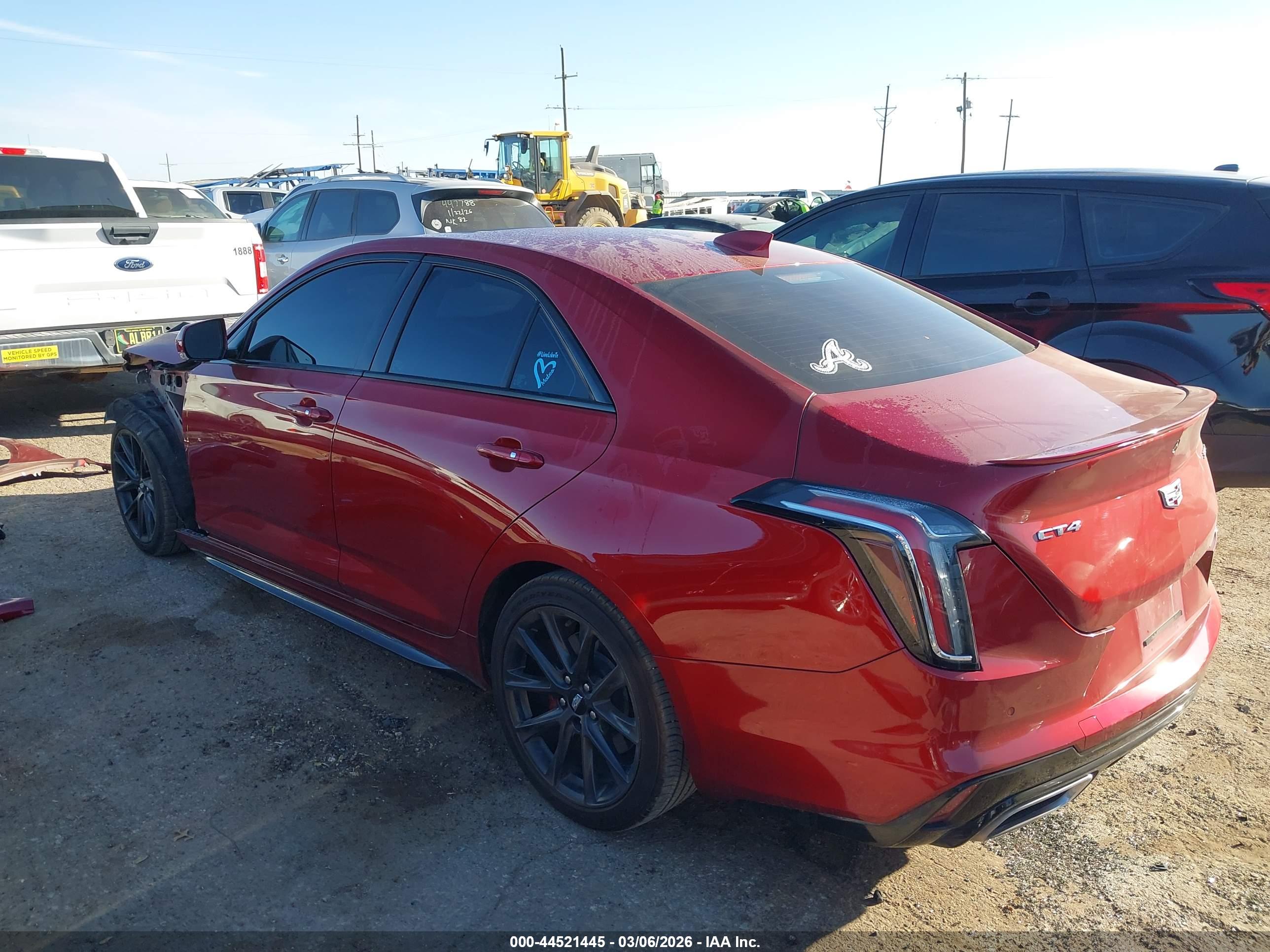 CADILLAC CT4 image 3