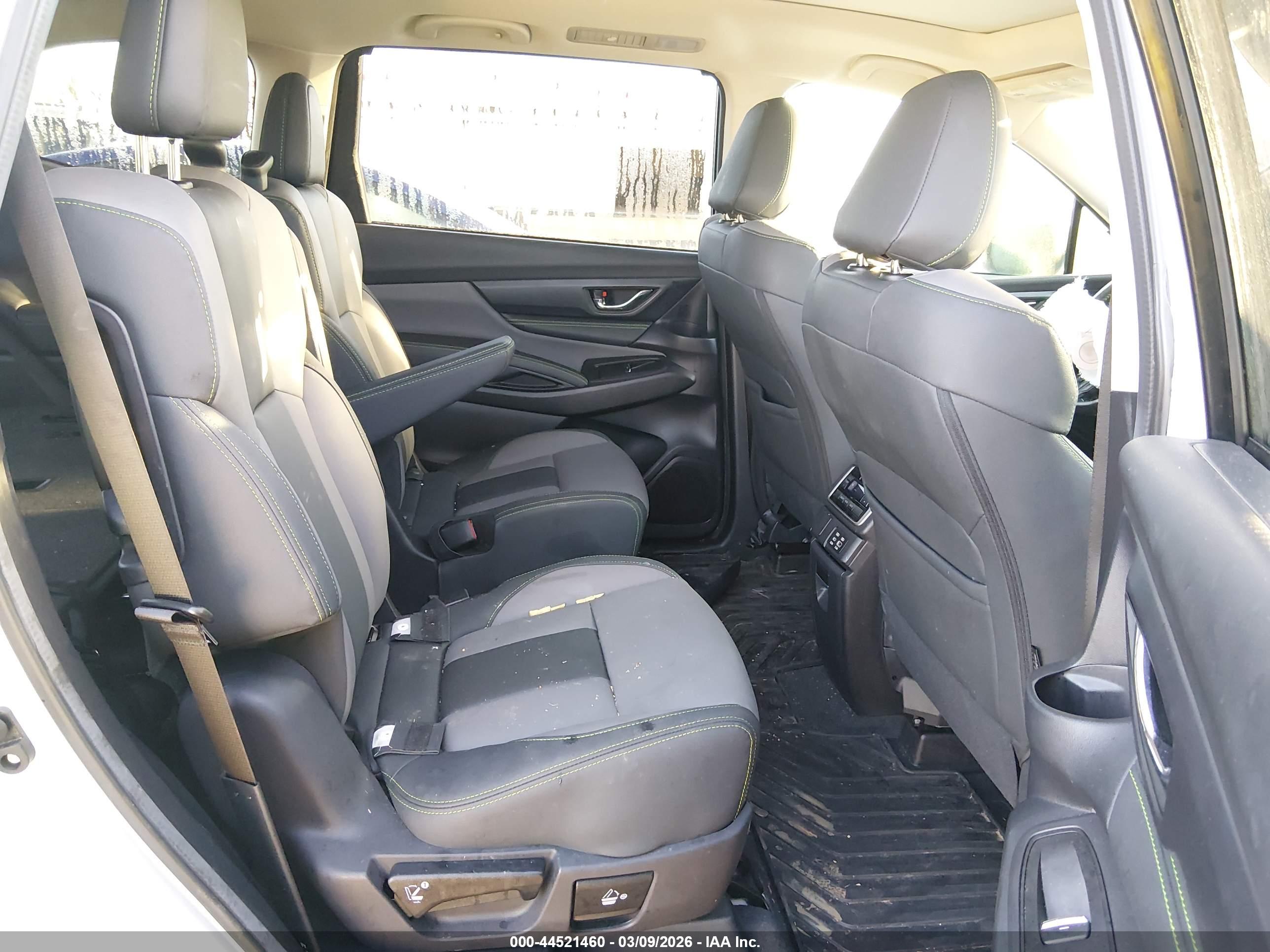 SUBARU ASCENT image 8