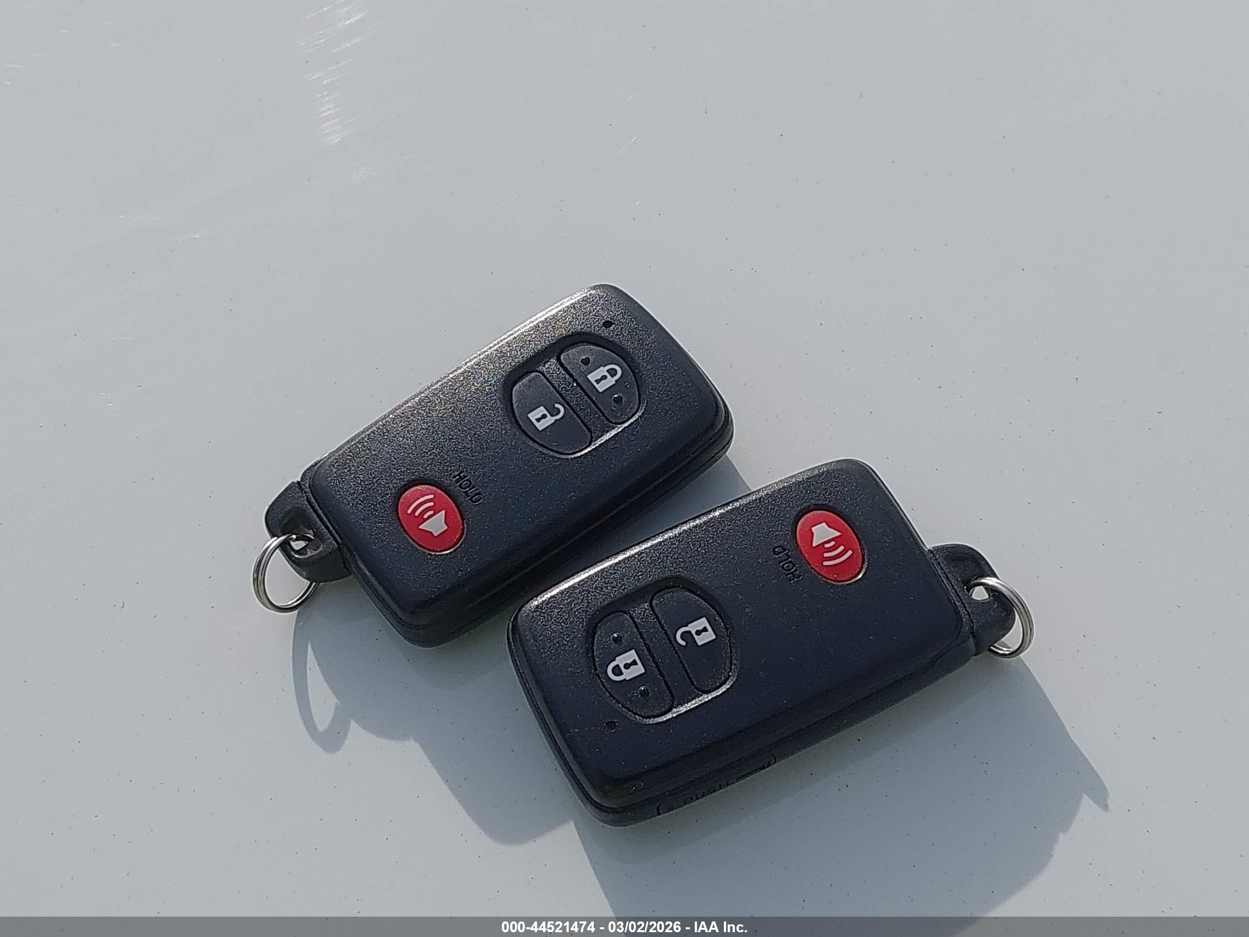 TOYOTA PRIUS image 11