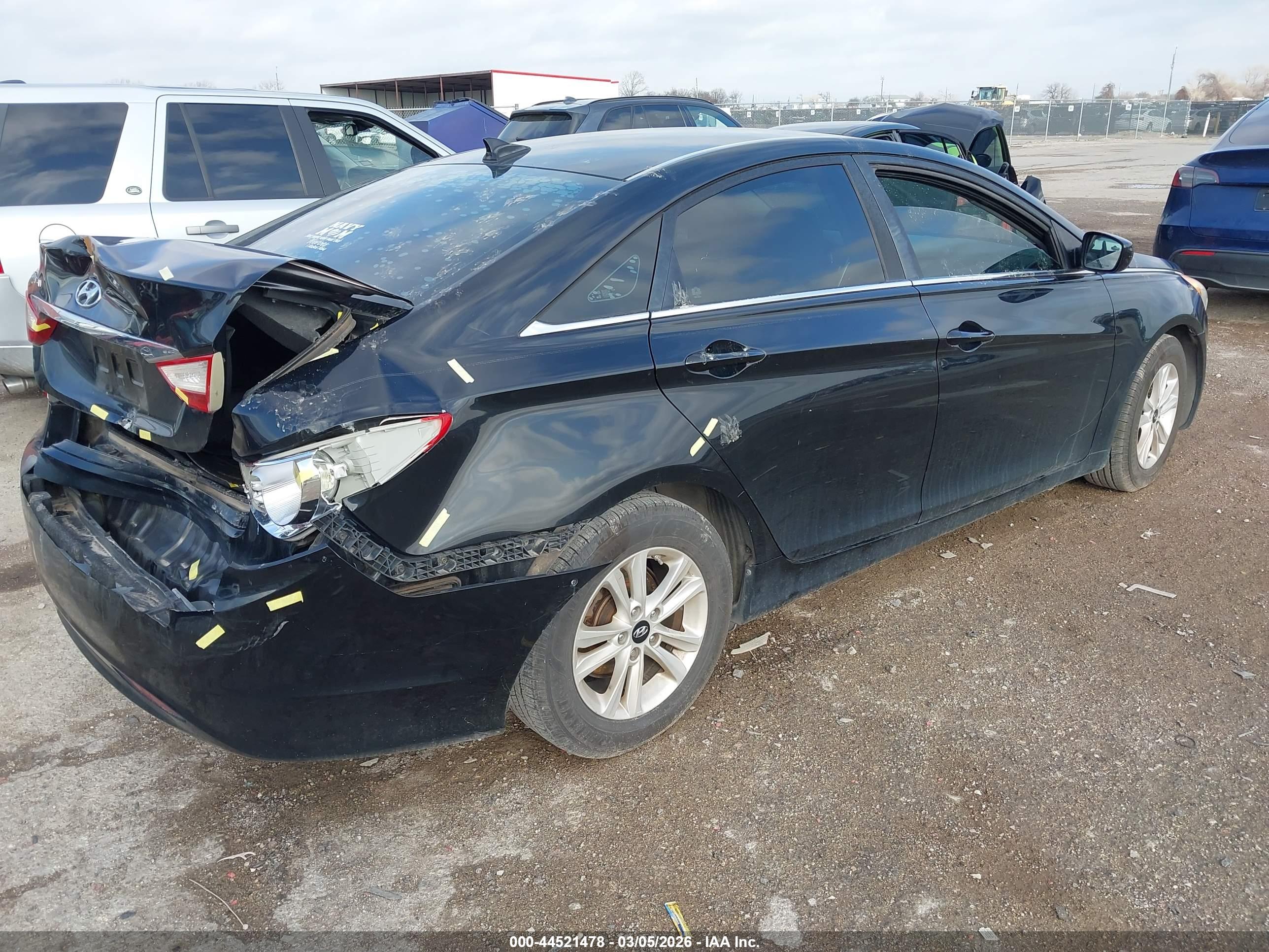 HYUNDAI SONATA image 4