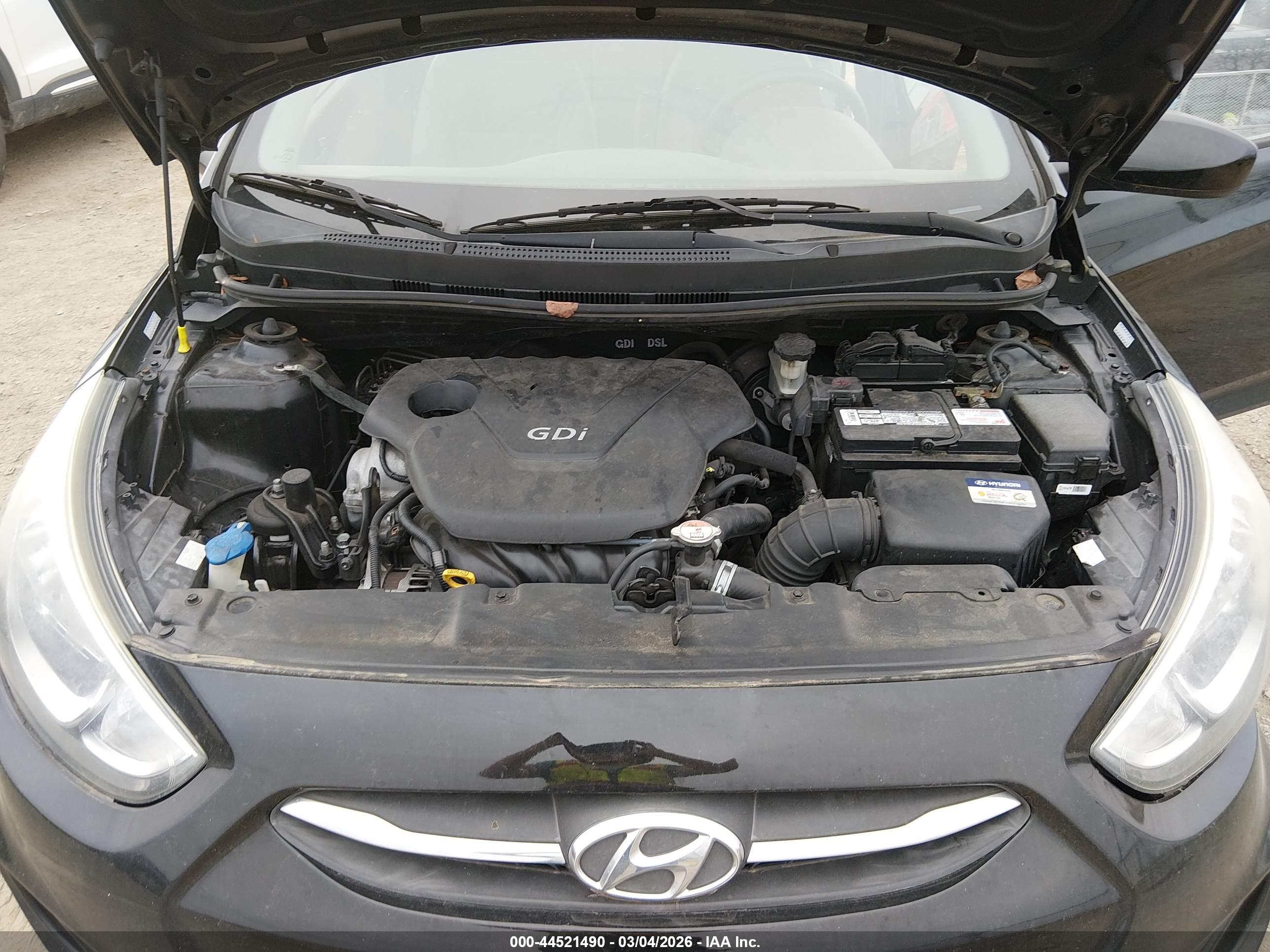 HYUNDAI ACCENT image 10
