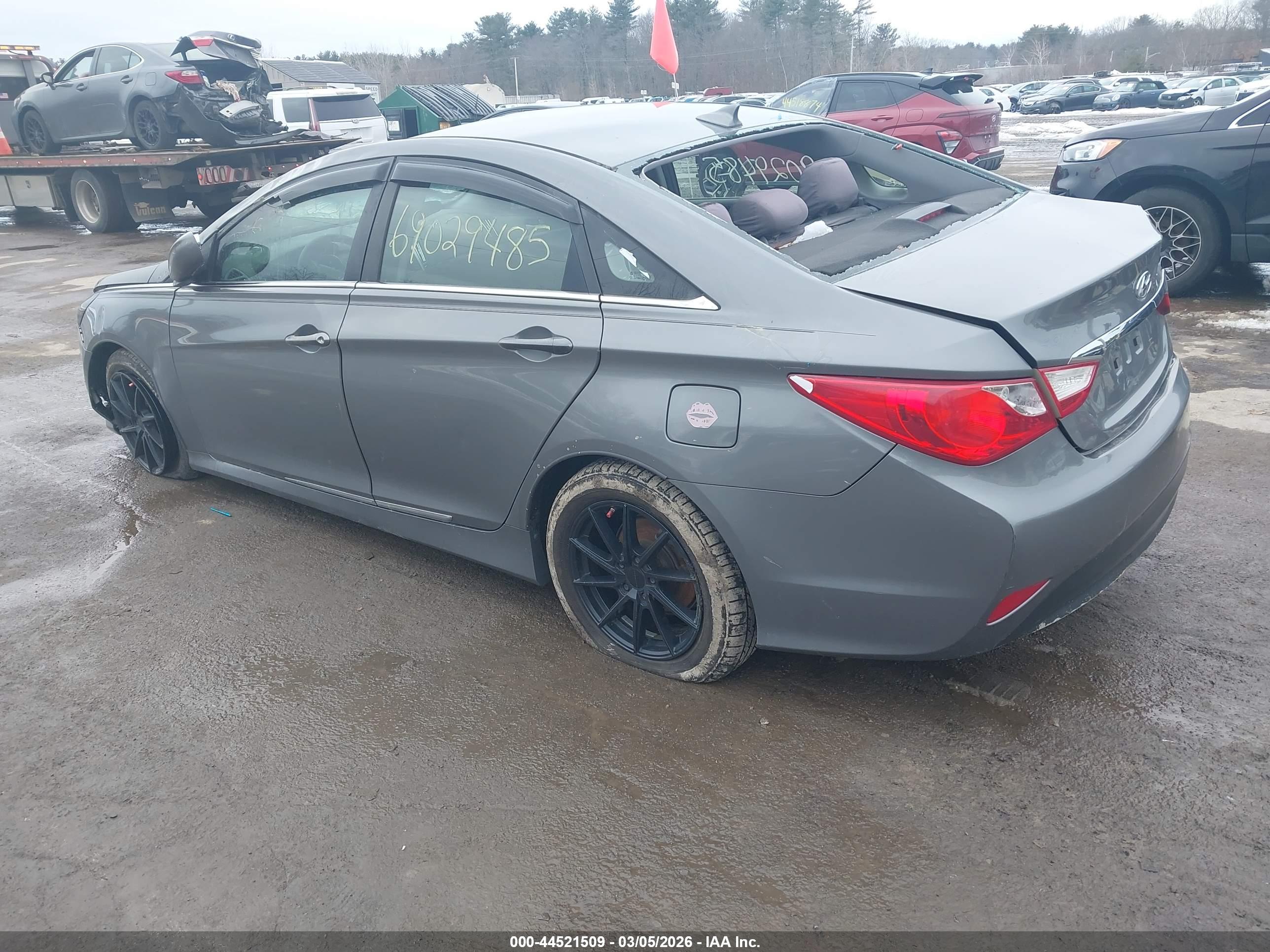 HYUNDAI SONATA image 3