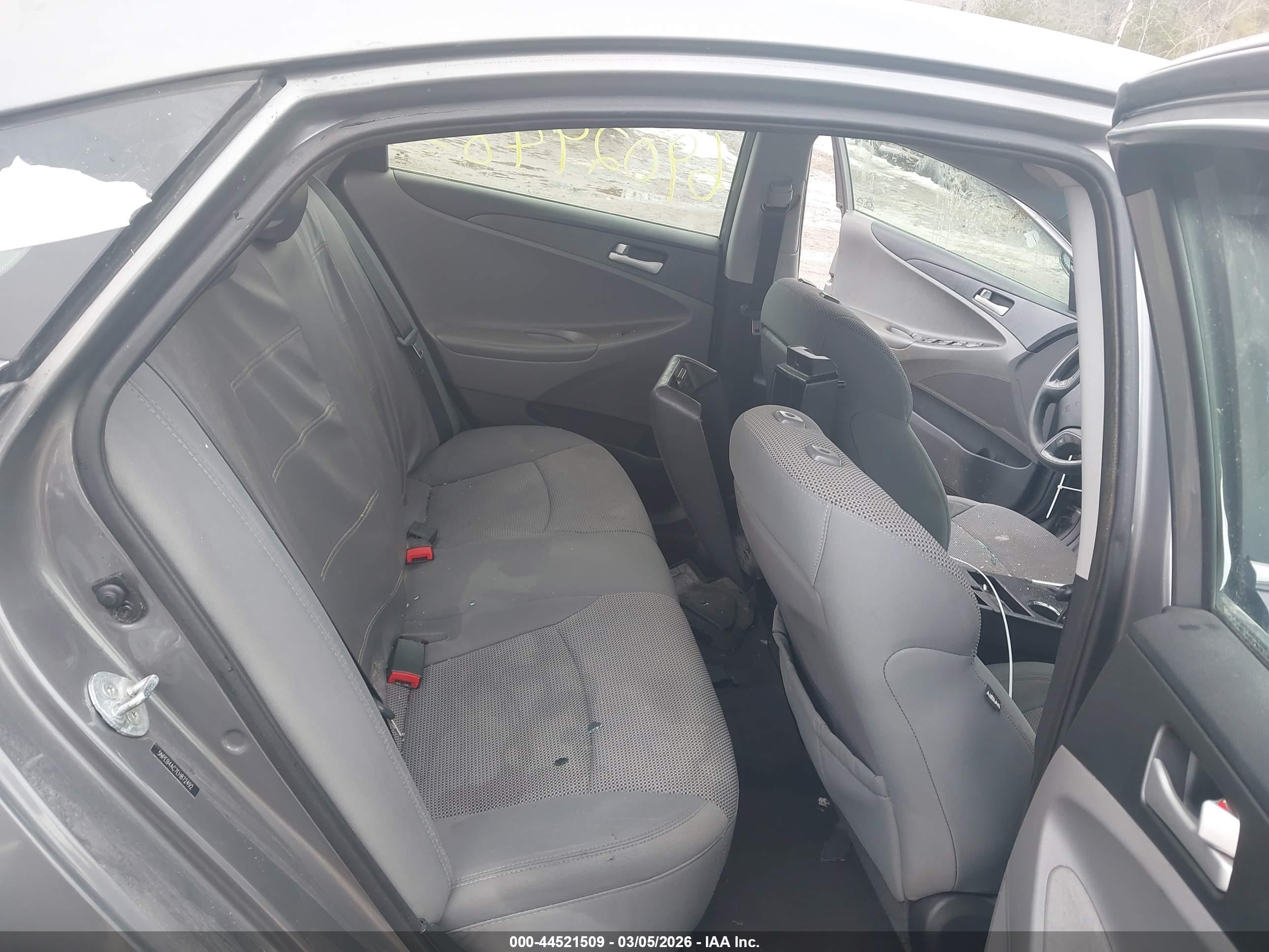 HYUNDAI SONATA image 8