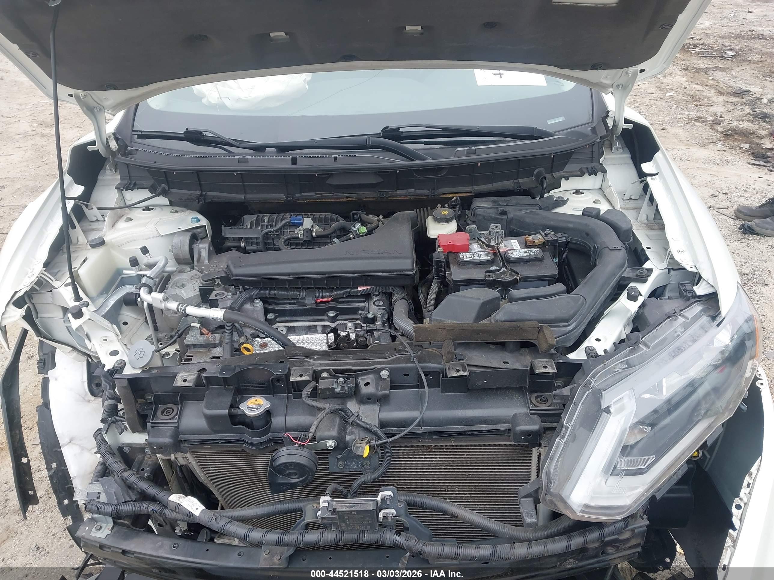 NISSAN ROGUE image 10