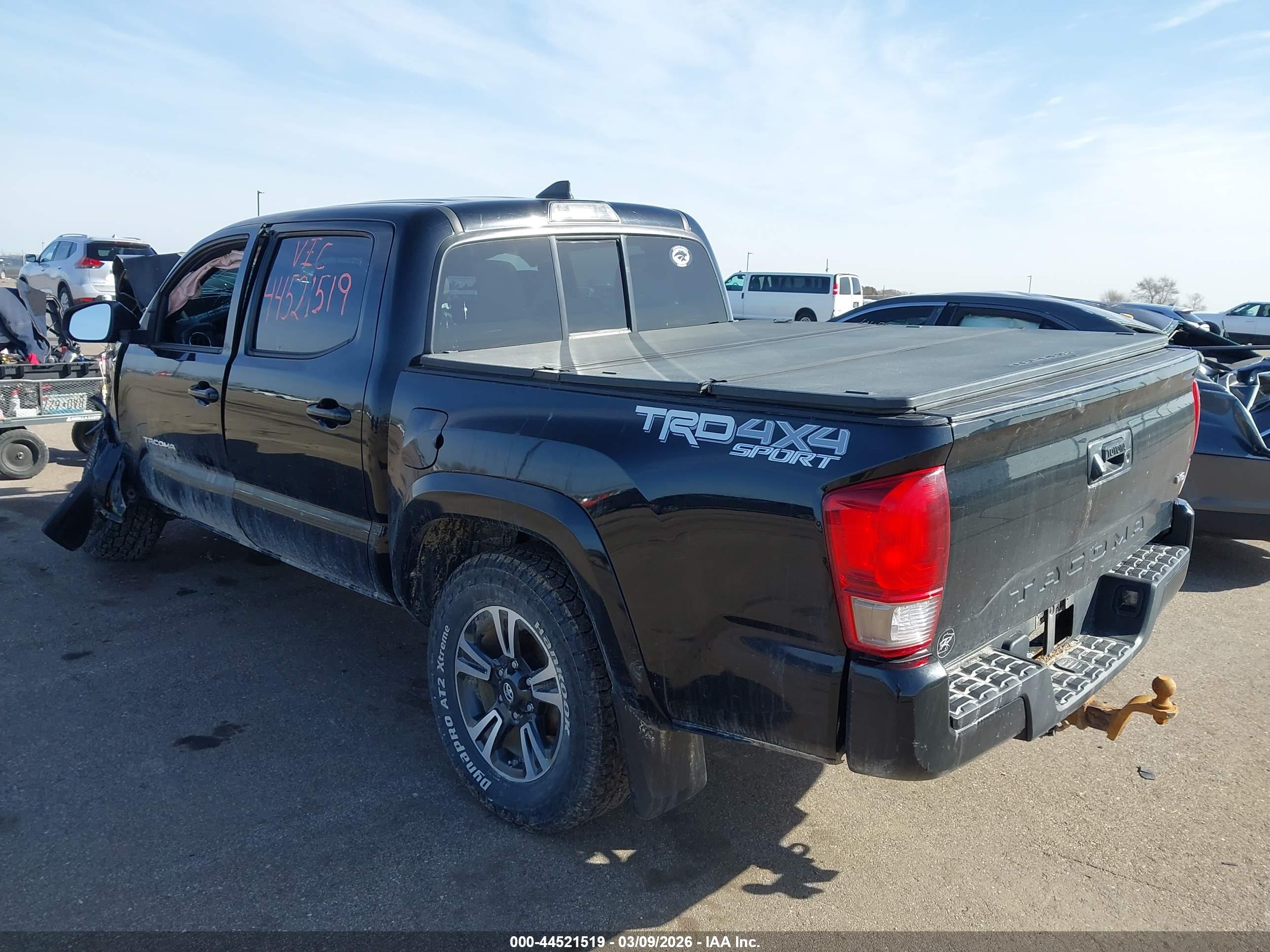 TOYOTA TACOMA image 3