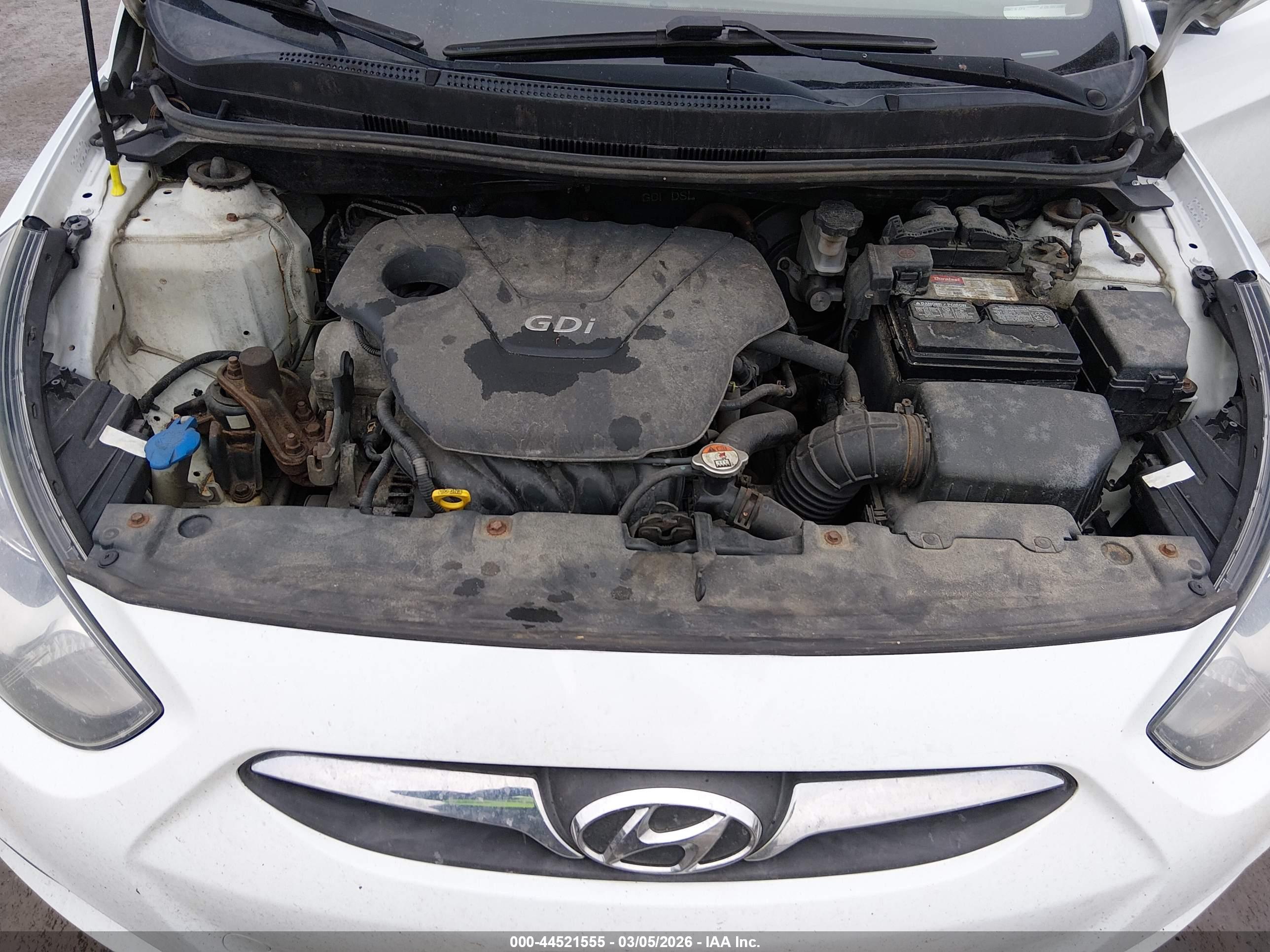 HYUNDAI ACCENT image 10