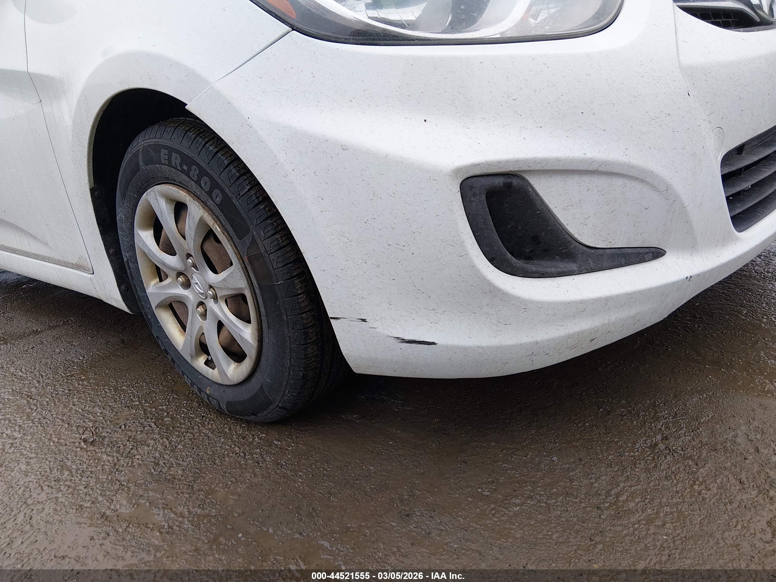 HYUNDAI ACCENT image 6