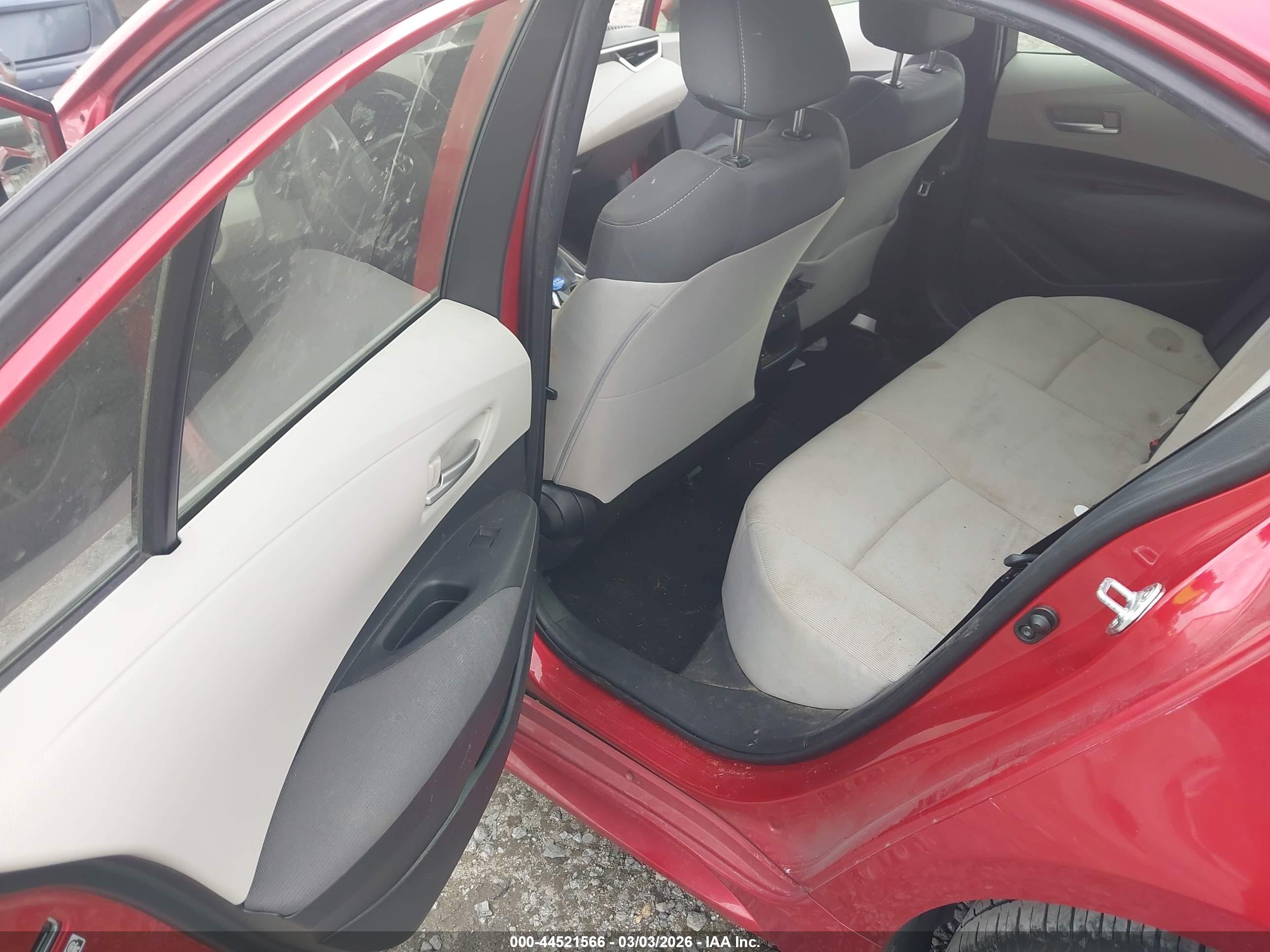 TOYOTA COROLLA image 8